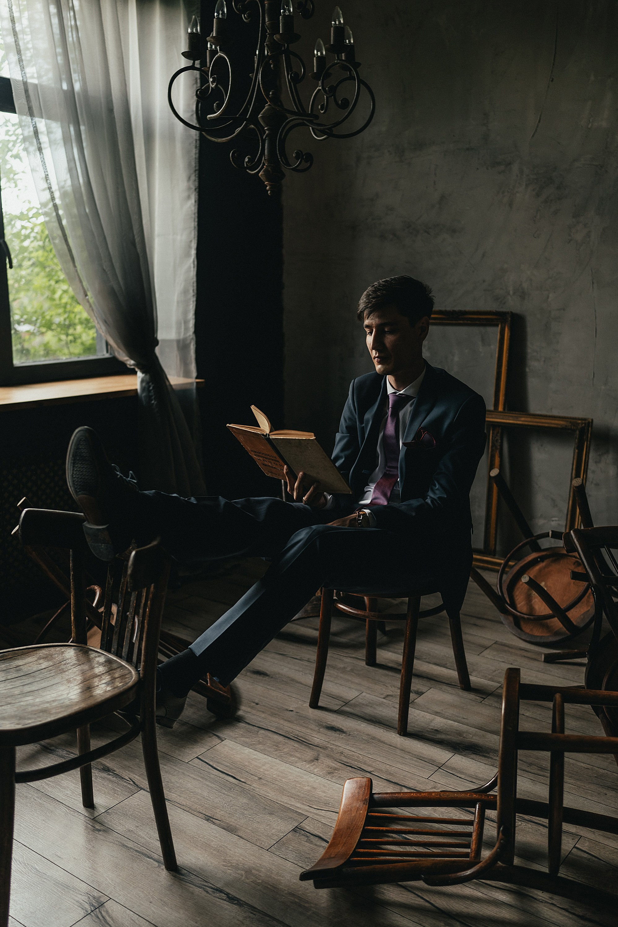 Прайс. Даниил Фреймон — первый мужской фотограф в городе Алматы