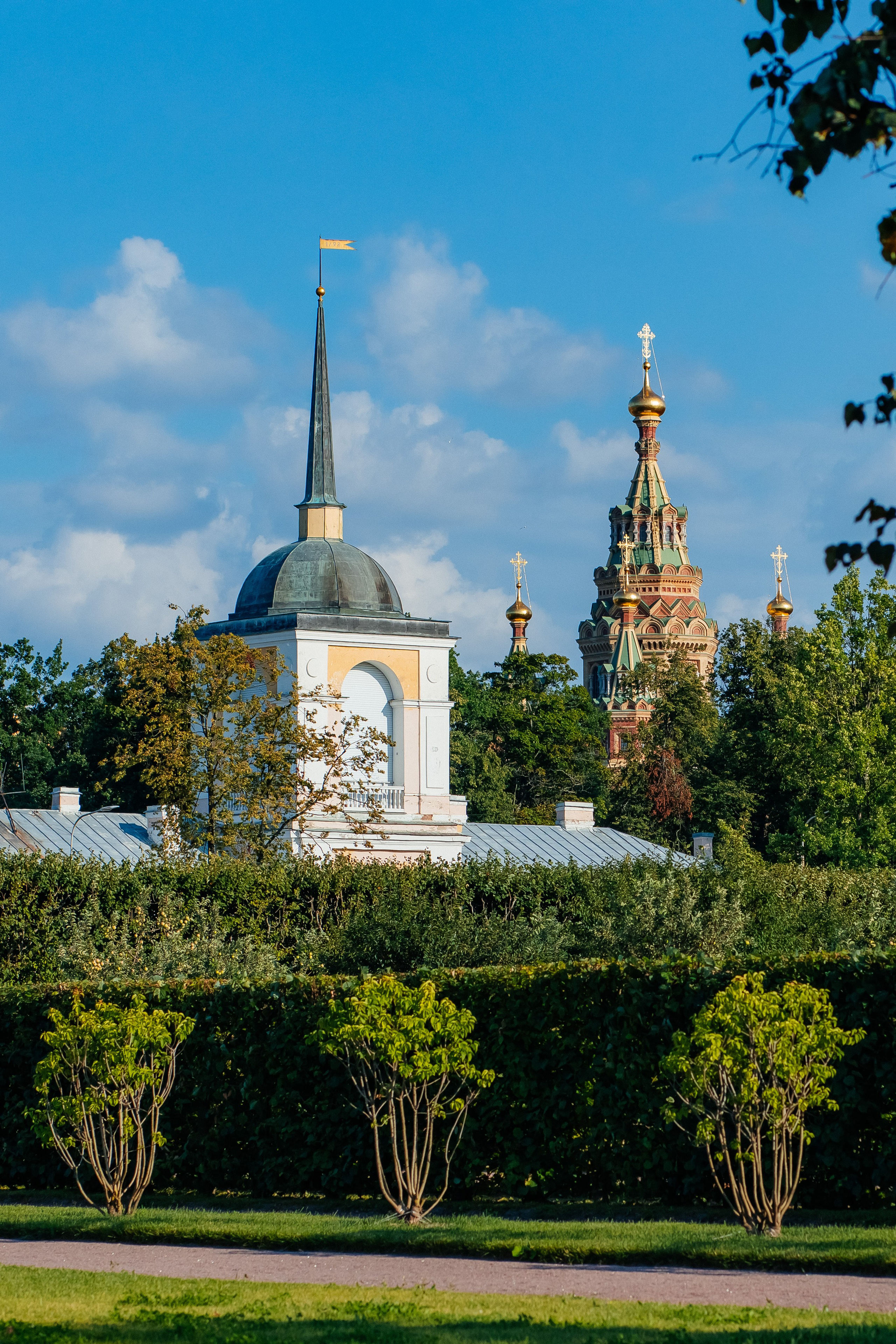 ФОТОСЕССИЯ В ПЕТЕРГОФЕ. ГДЕ СНИМАТЬ В ПЕТЕРГОФЕ