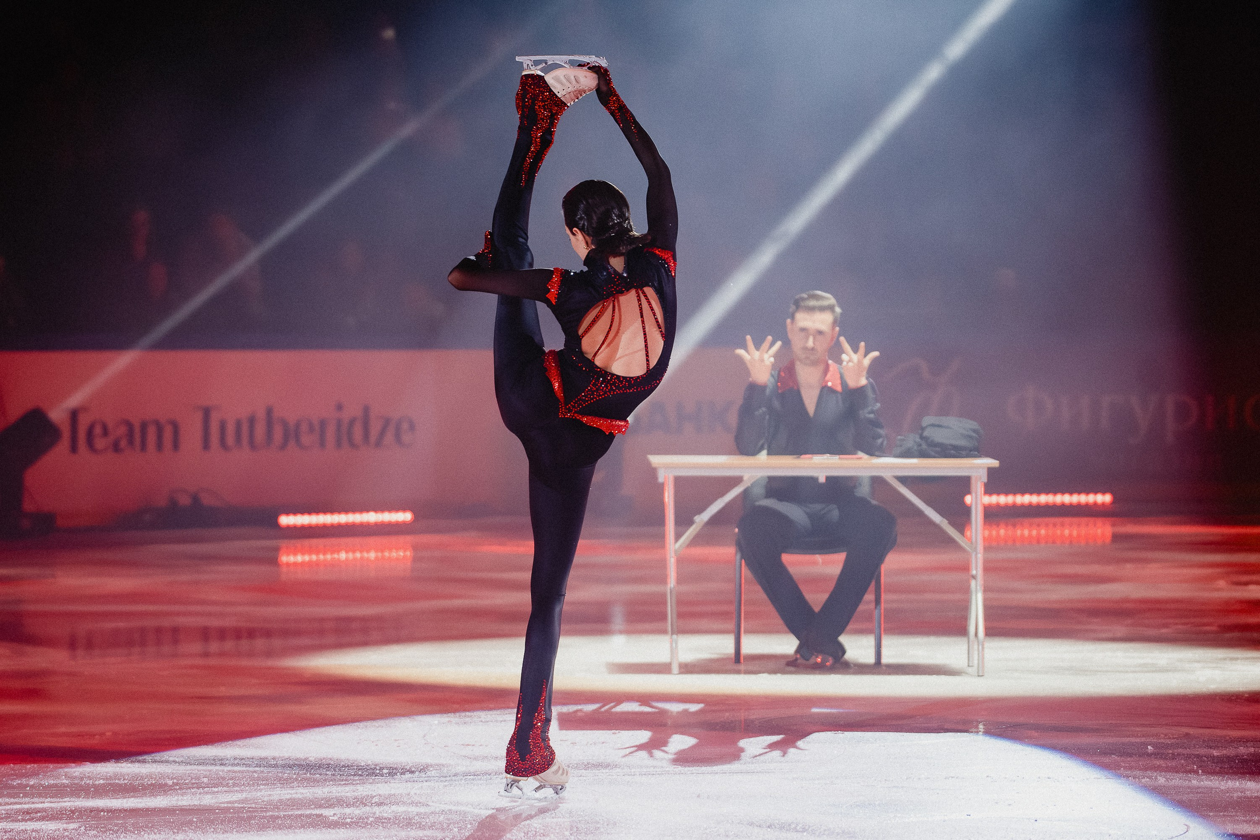 Шоу Этери Тутберидзе в Новосибирске. Воробьева Ксения — Спортивный и танцевальный фотограф Новосибирск
