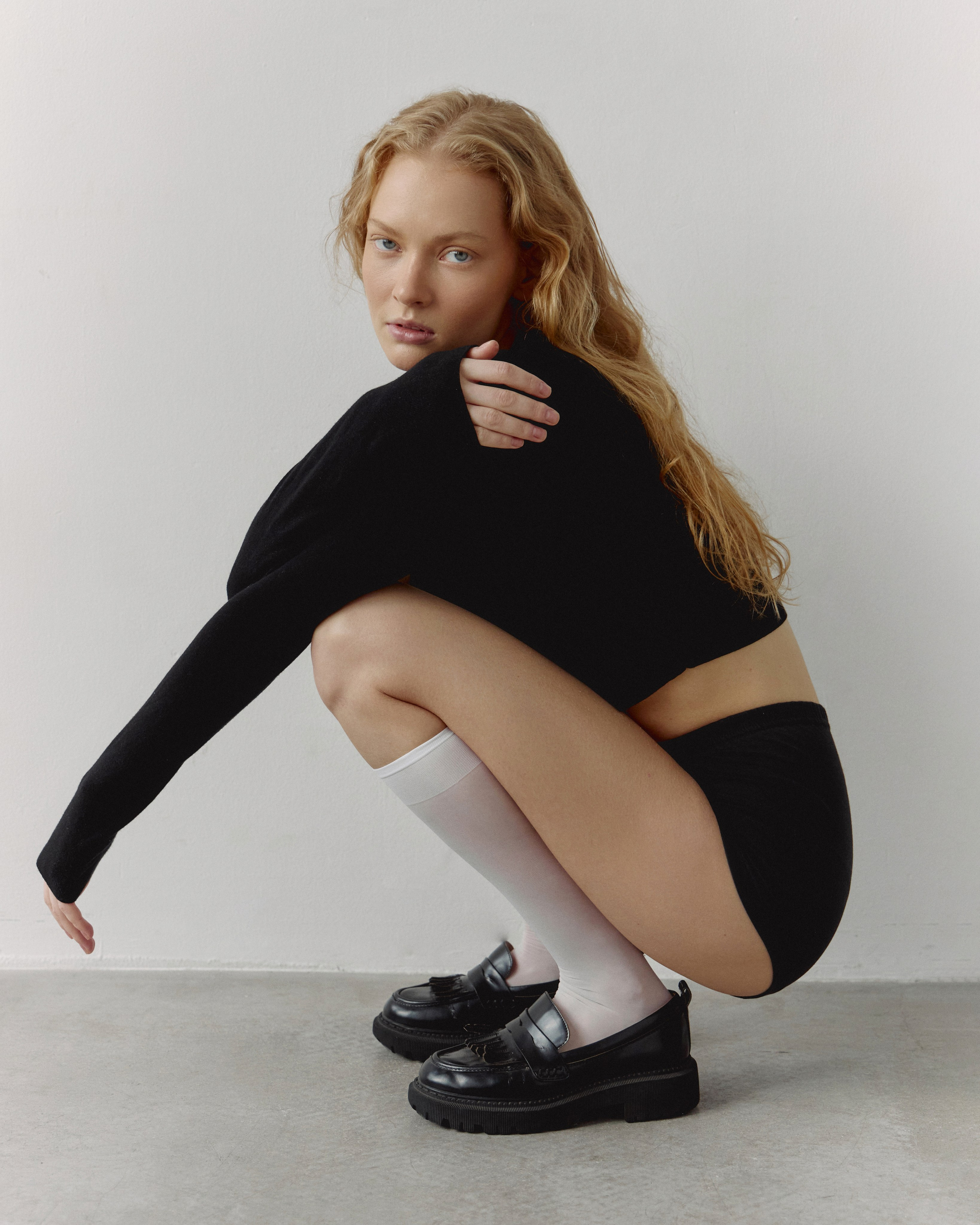 Fashion and model test photographer based in Dubai and Abu-Dhabi