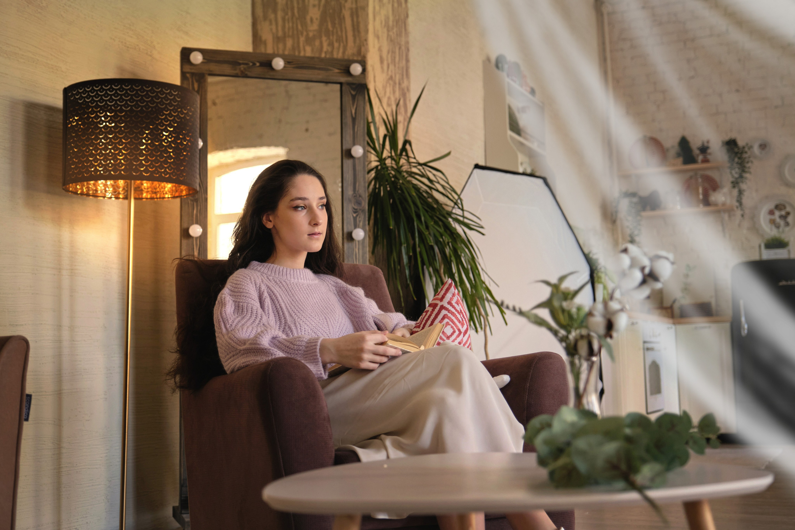 Фотосессия девушки в Самаре с макияжем и одеждой