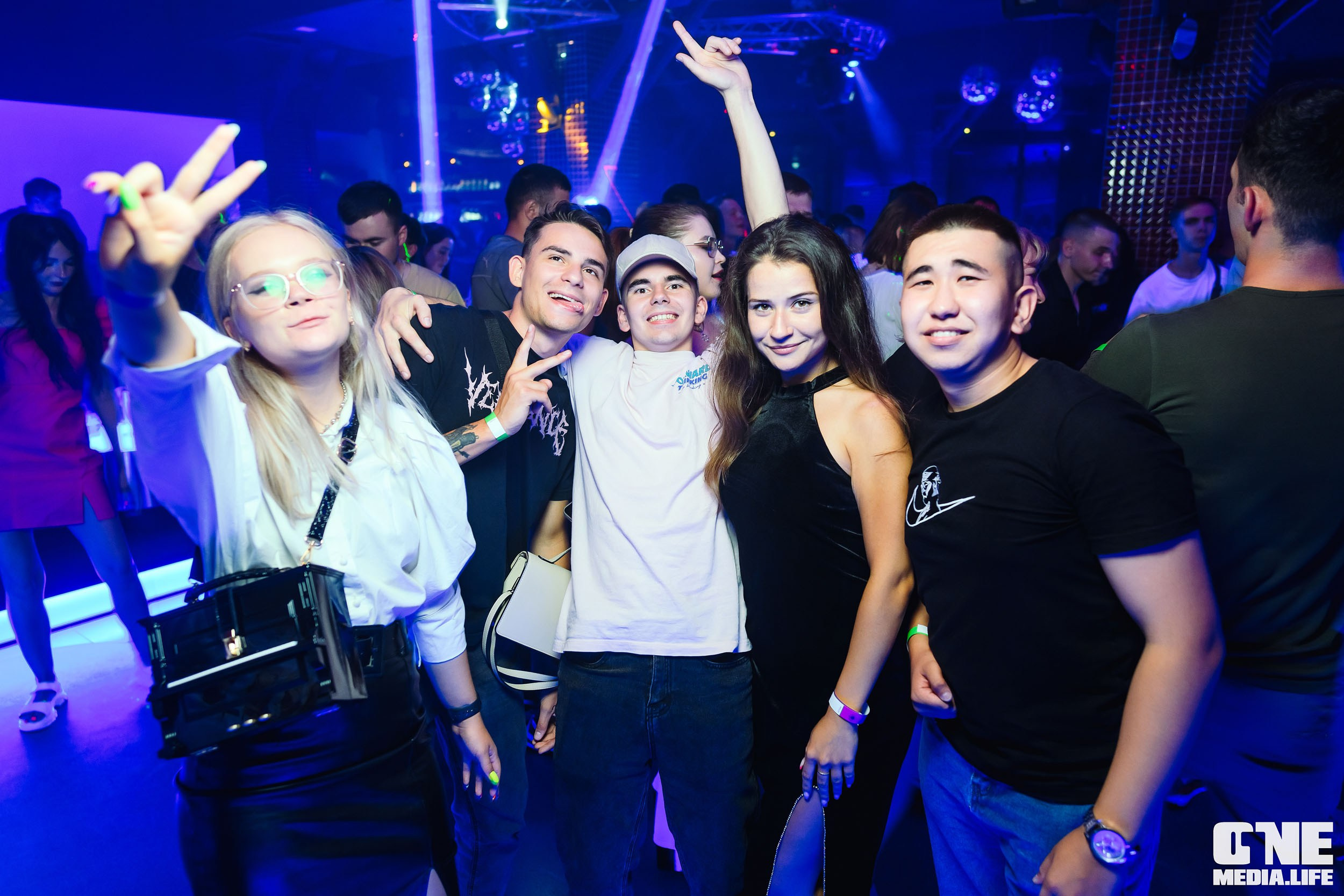 Фоторепортаж из РК Планета. One Media Life: фоторепортажи, фотоотчеты с мероприятий и заведений