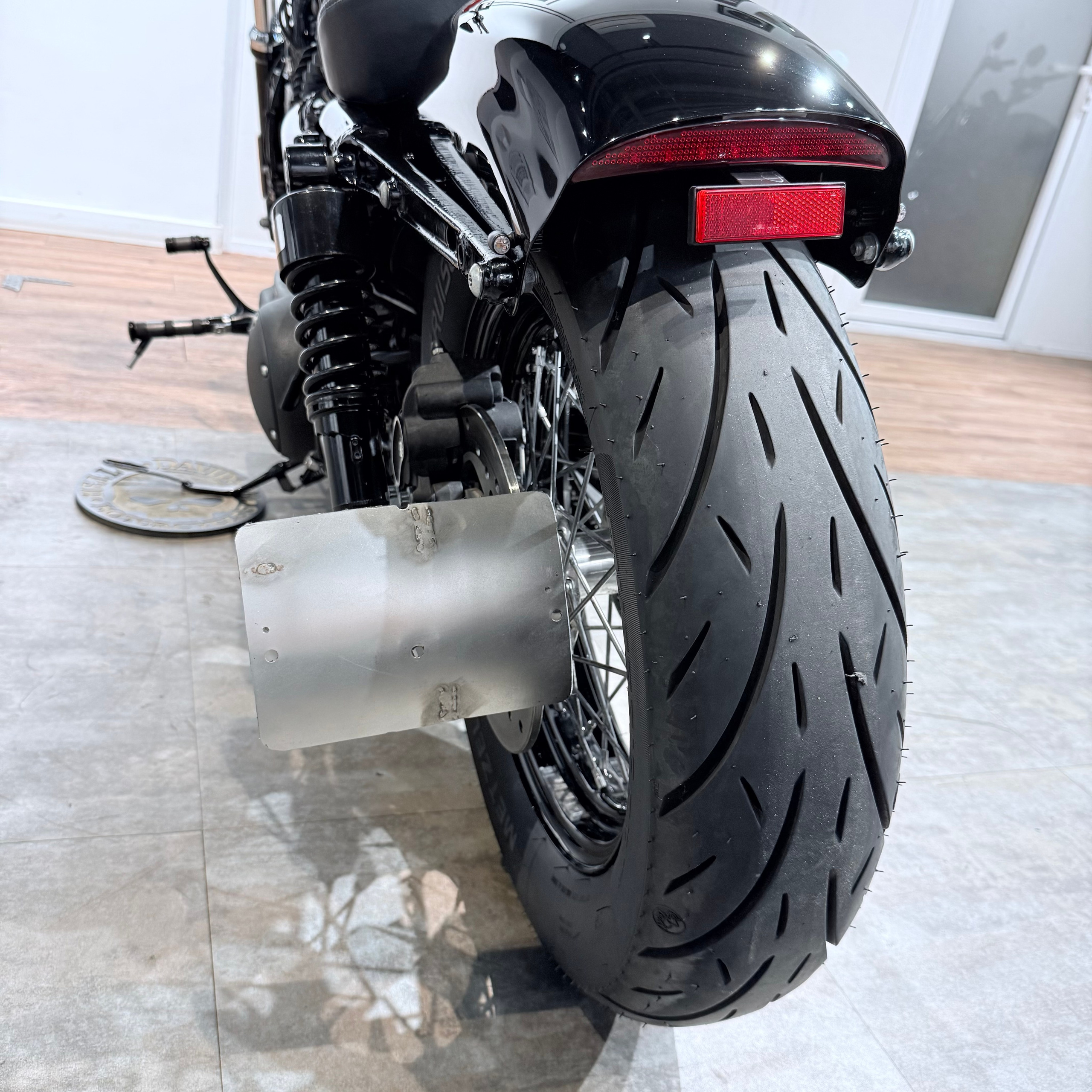Купить Harley-Davidson 2015 Forty-Eight 1200 ABS (Softail/Dyna) — подробнее на сайте. Hello Davidson, Москва. Только хорошие мотоц