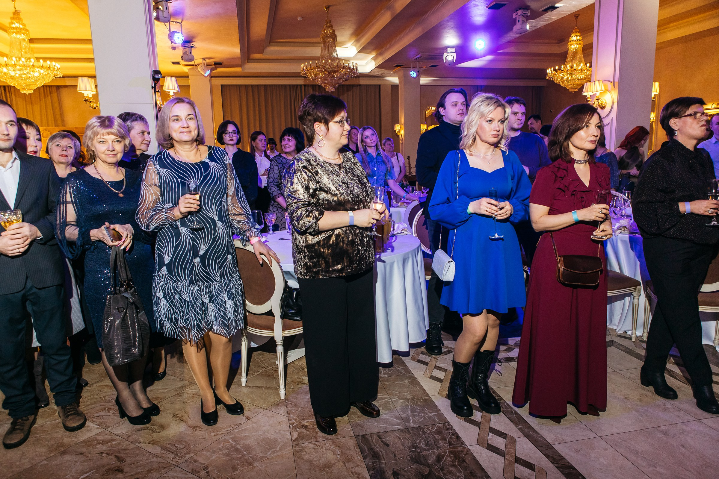 Хороший репортажный фотограф на корпоратив в Питере