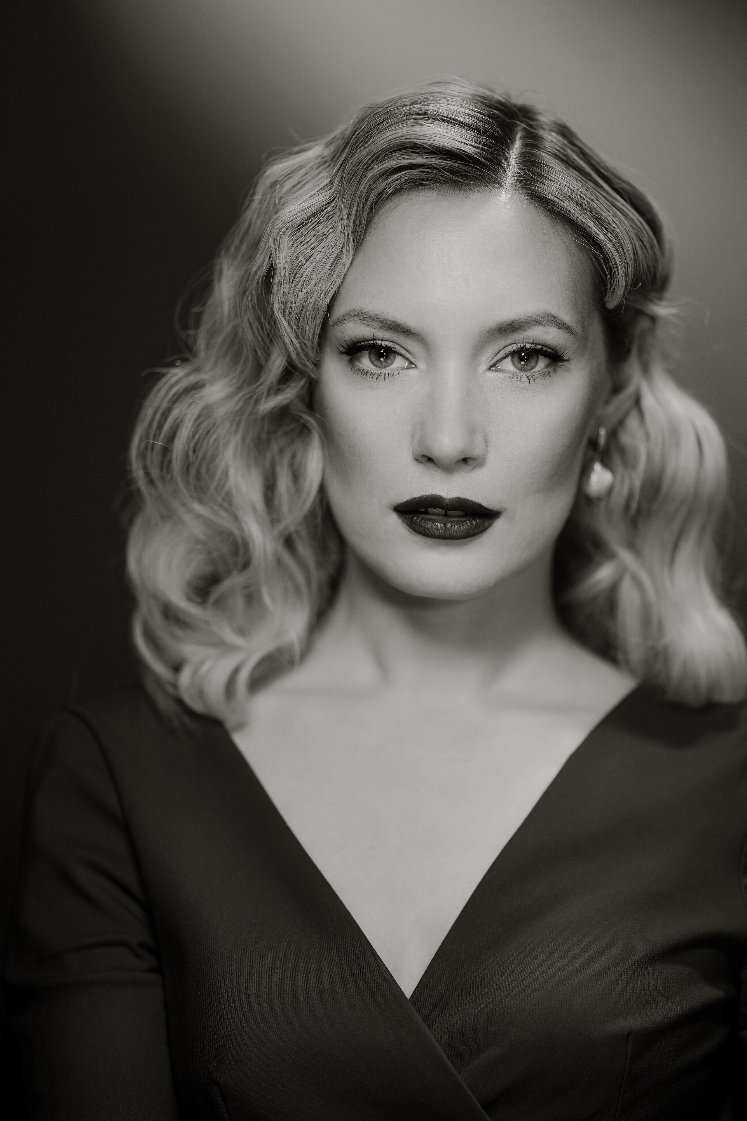 Актриса Зоя Дамье. Портретная съемка в Москве, студийный фотограф Игорь Фомин