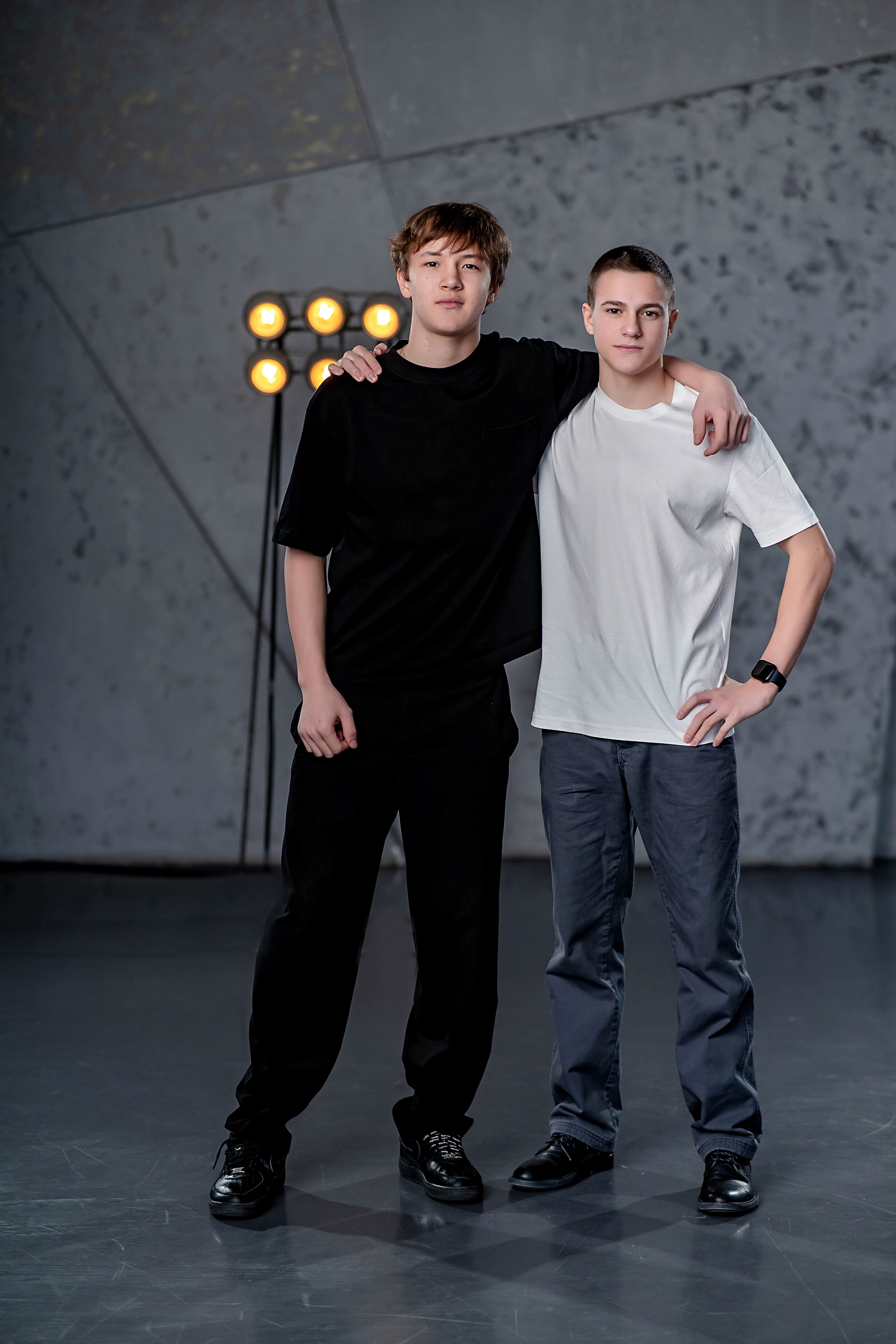 Выпускные (школьные) альбомы (книги) в Ростове-на-Дону. Современные Выпускные Альбомы в Ростове-на-Дону