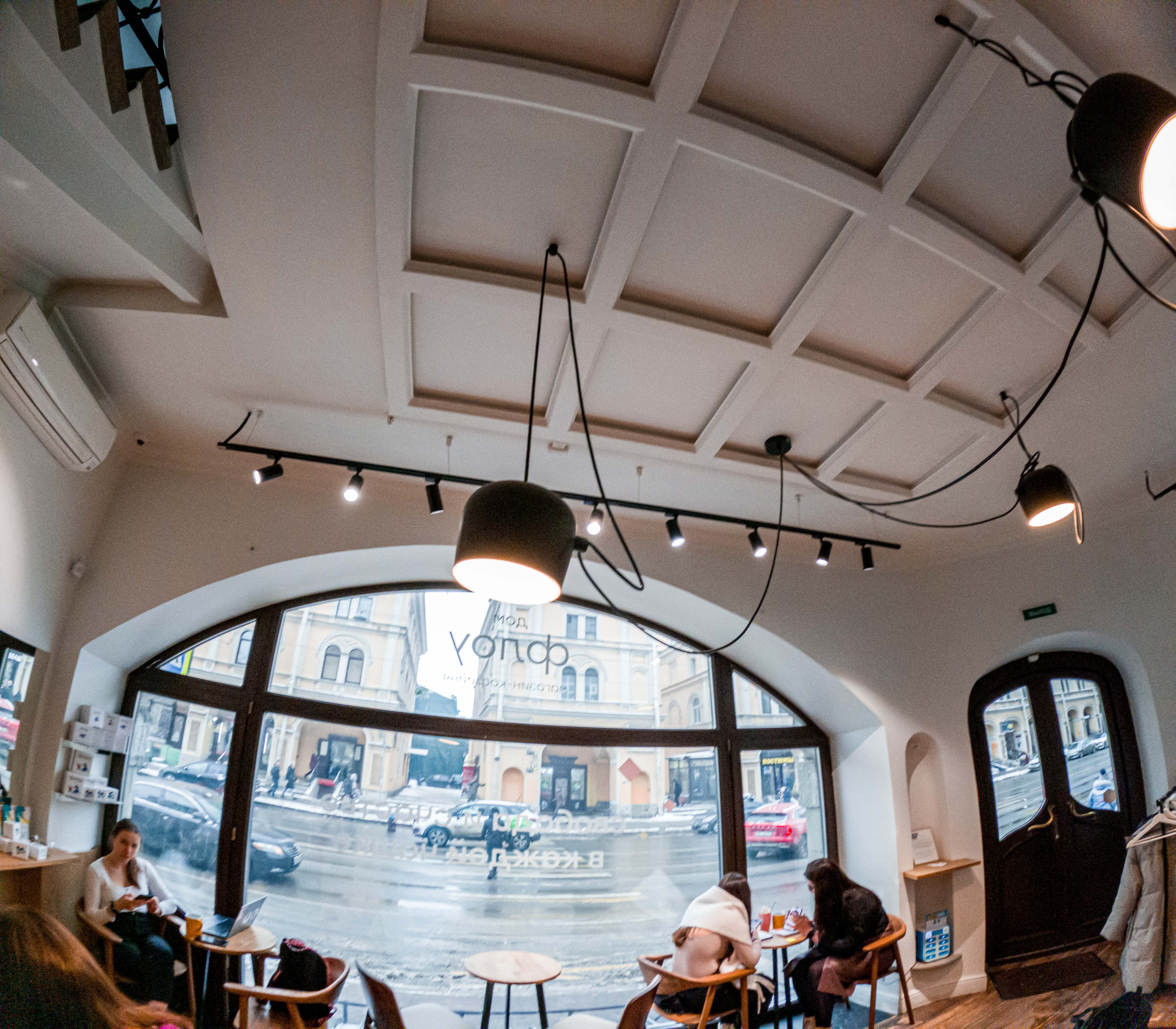 Кофейня Дом Флоу. Фотограф Балаев Михаил