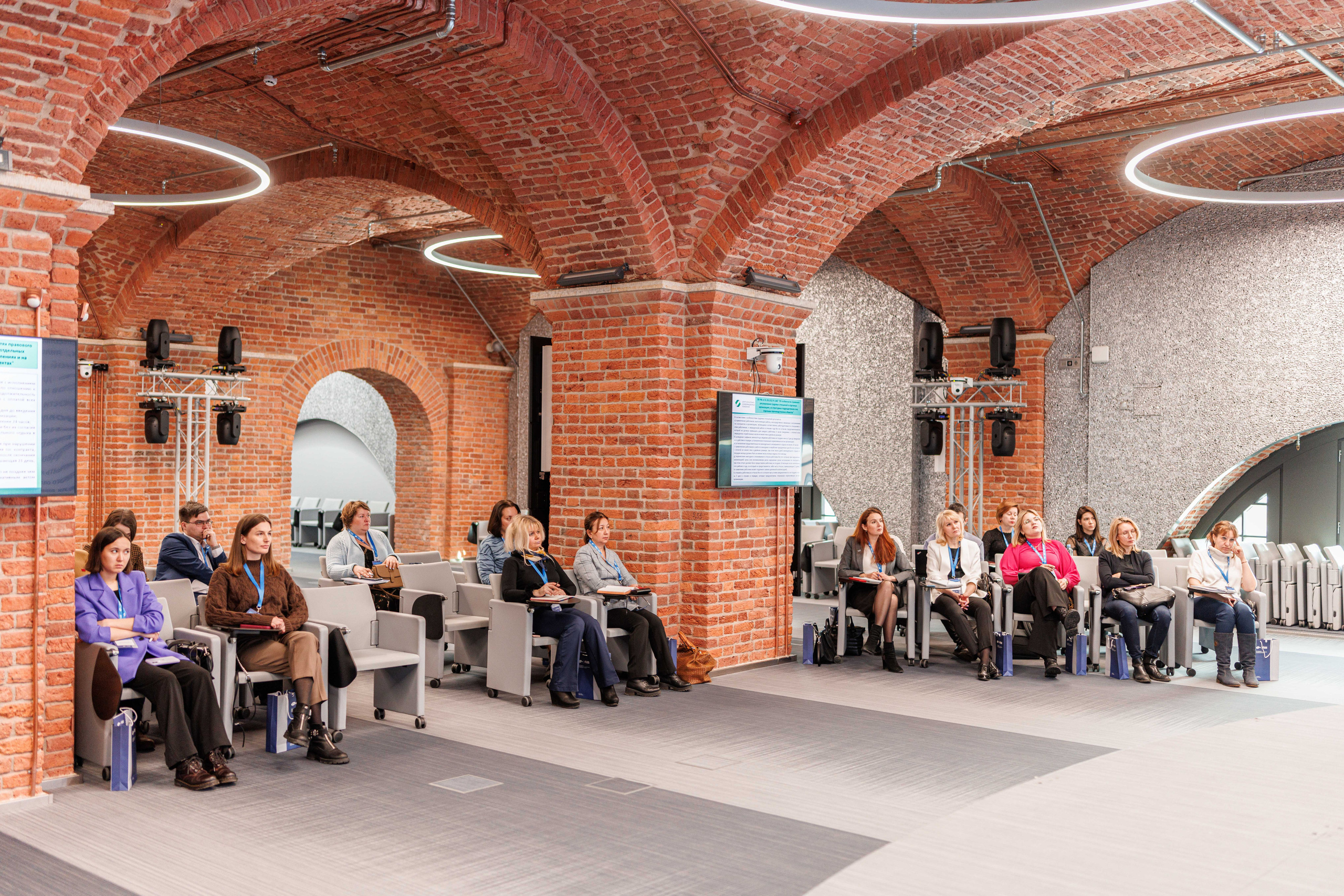 Репортаж с бизнес завтрака. Фотограф Балаев Михаил