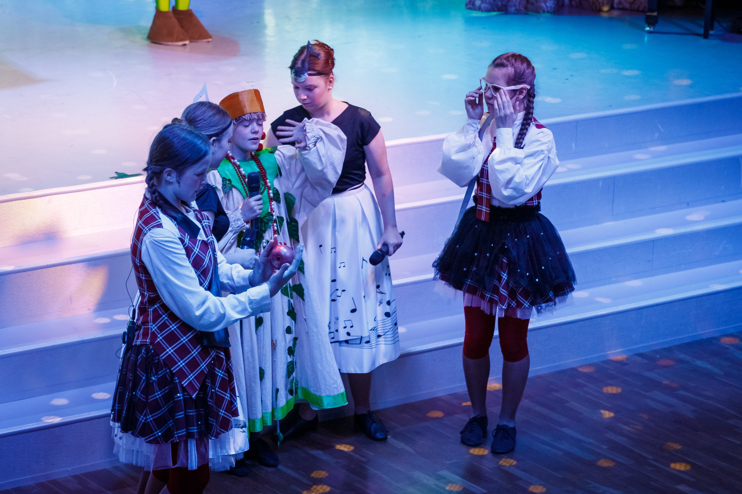 Новый год МЭЦ артстудия Успех. Марина Ушакова. Фотограф. Выпускные альбомы. г. Краснодар