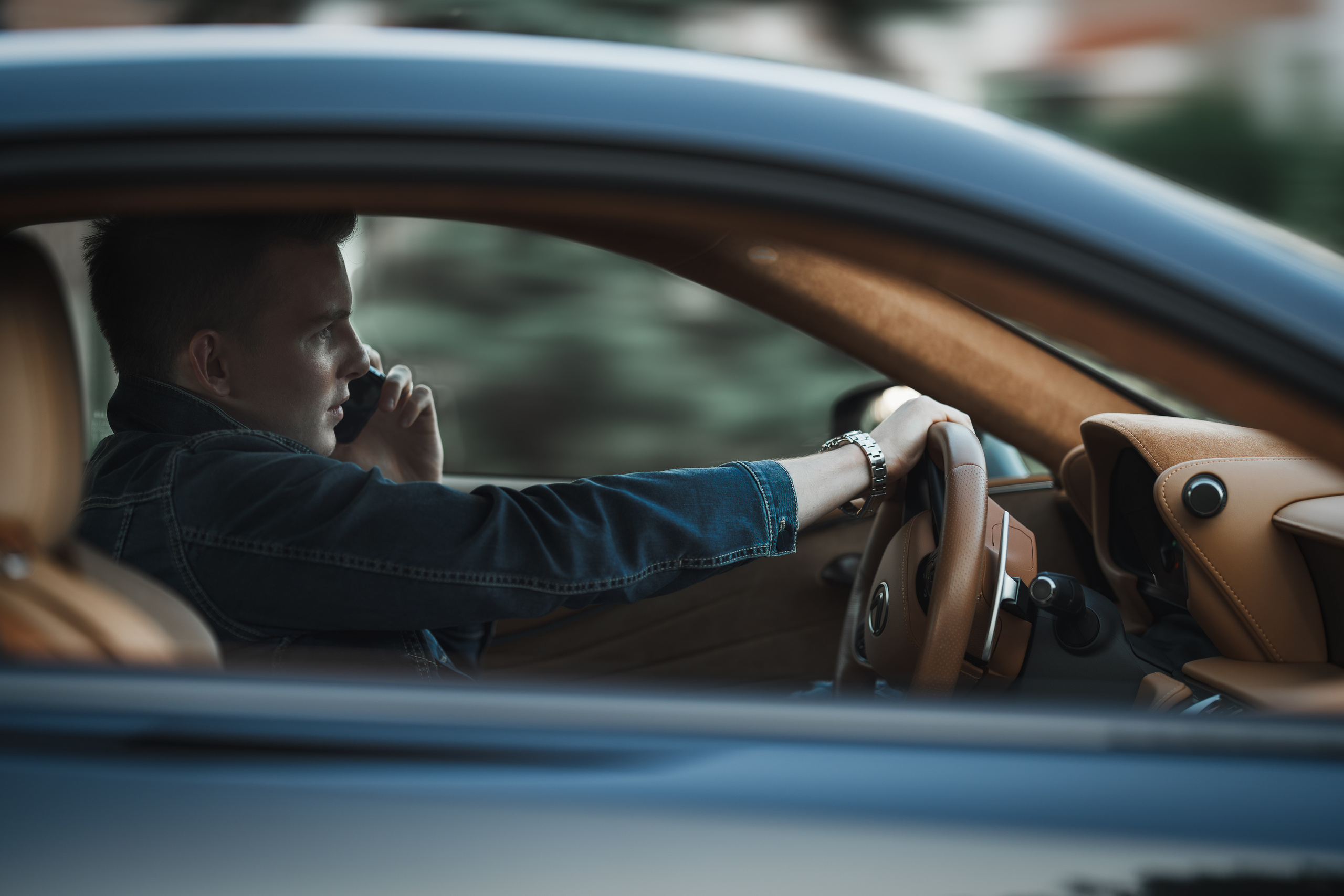 Фотосессия Артёма в Суханово Парк. Фотограф в Москве Александр Кутявин