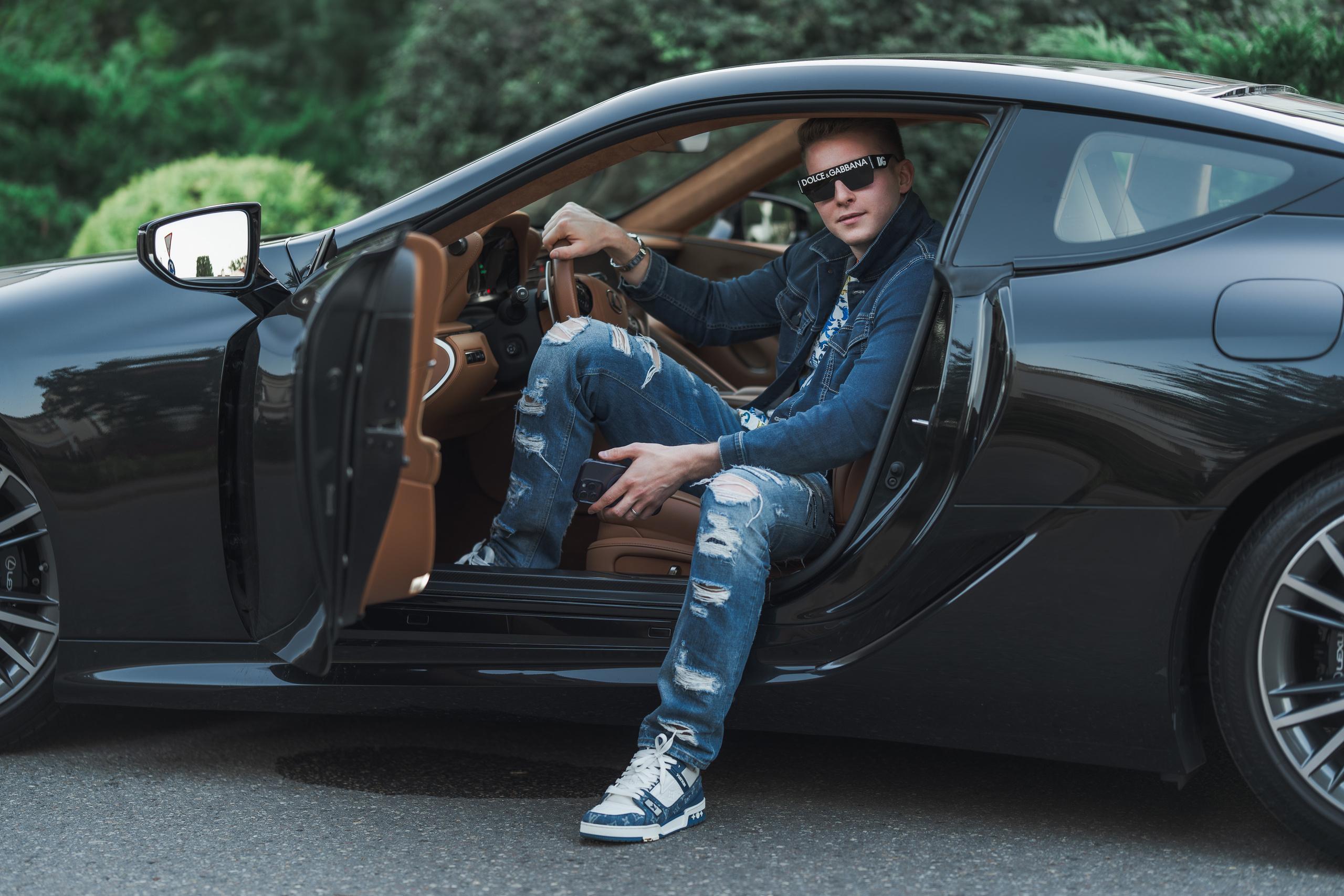 Фотосессия Артёма в Суханово Парк. Фотограф в Москве Александр Кутявин