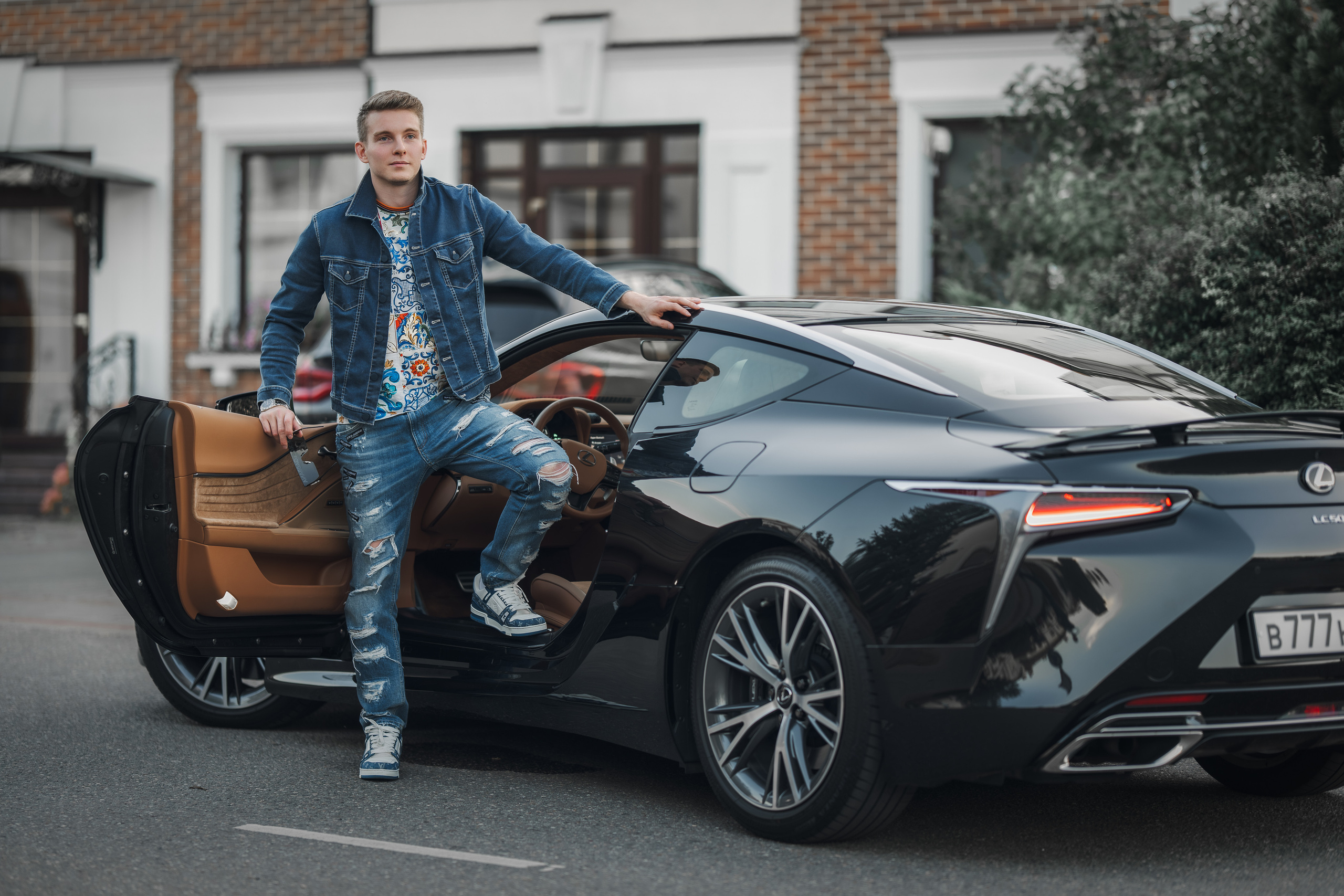 Фотосессия Артёма в Суханово Парк. Фотограф в Москве Александр Кутявин