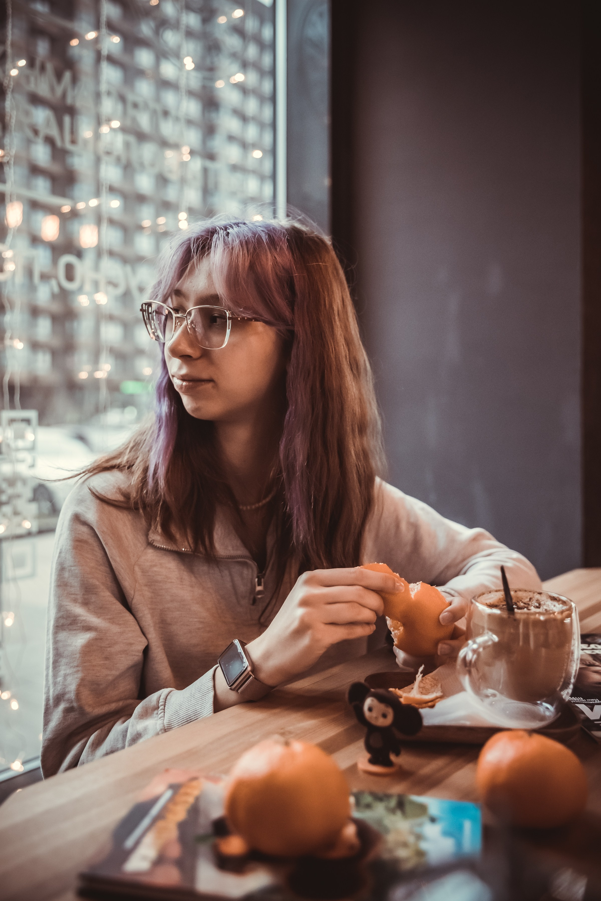 Портретная фотосессия в кафе. Интерьеры, Контент, Портреты | Фотограф в Москве Дани Терно
