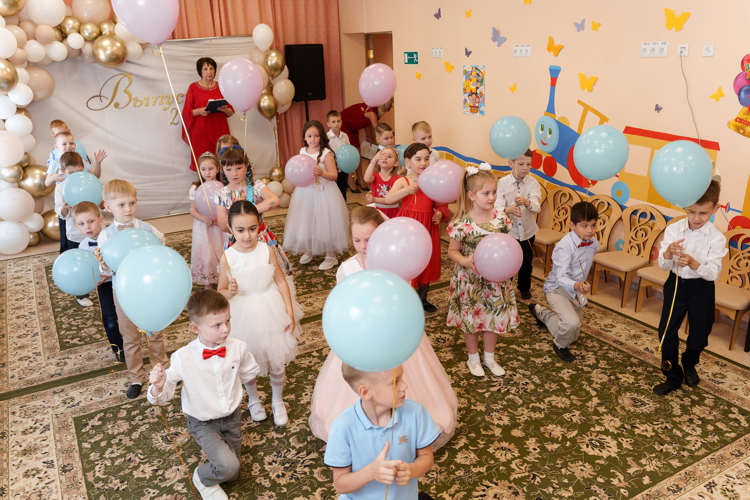 Выпускной утренник, сад 13. г. Воронеж. Фотограф для семей и экспертов в г. Воронеж Ирина Круглова