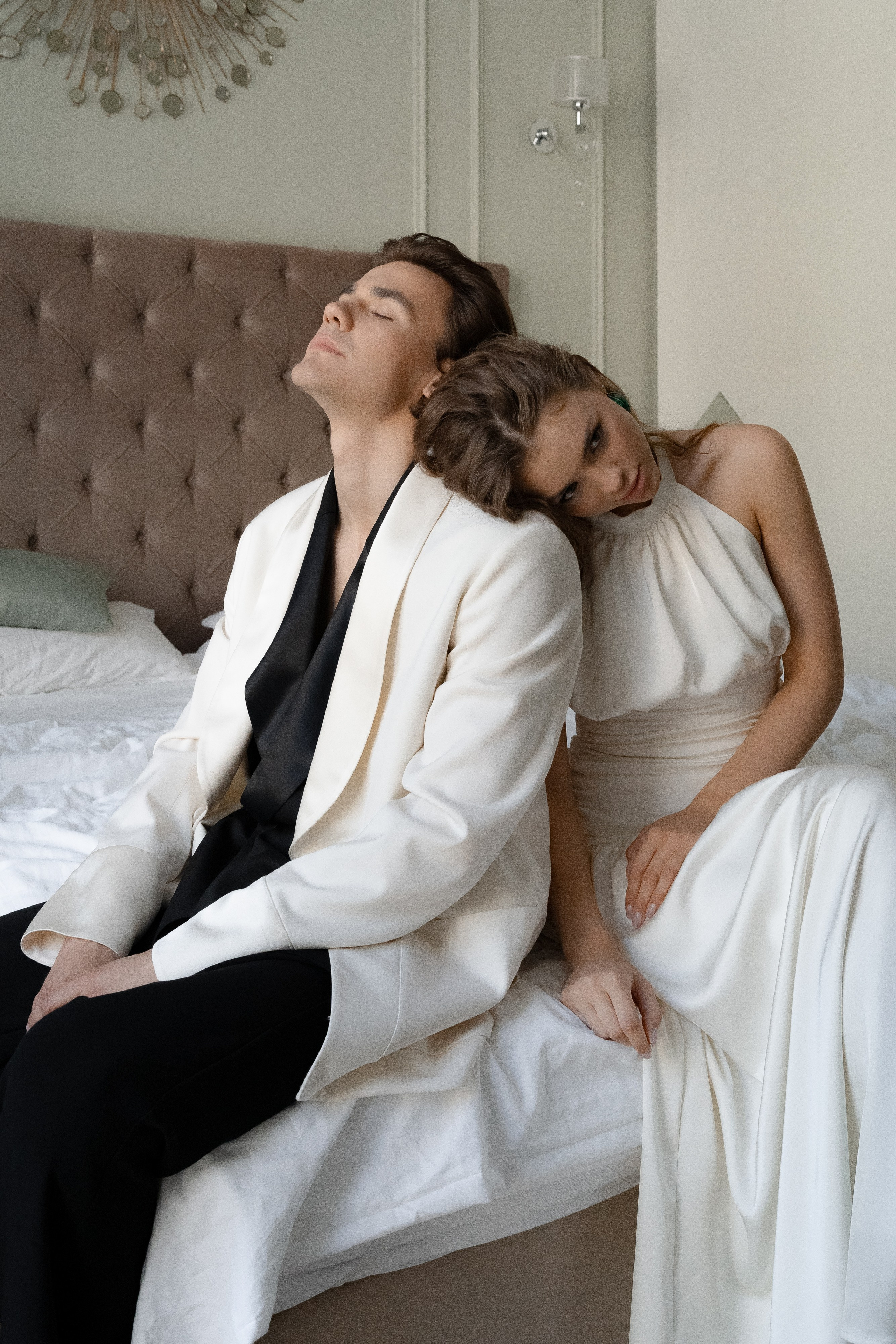 Сборы на свадьбу, утро молодых