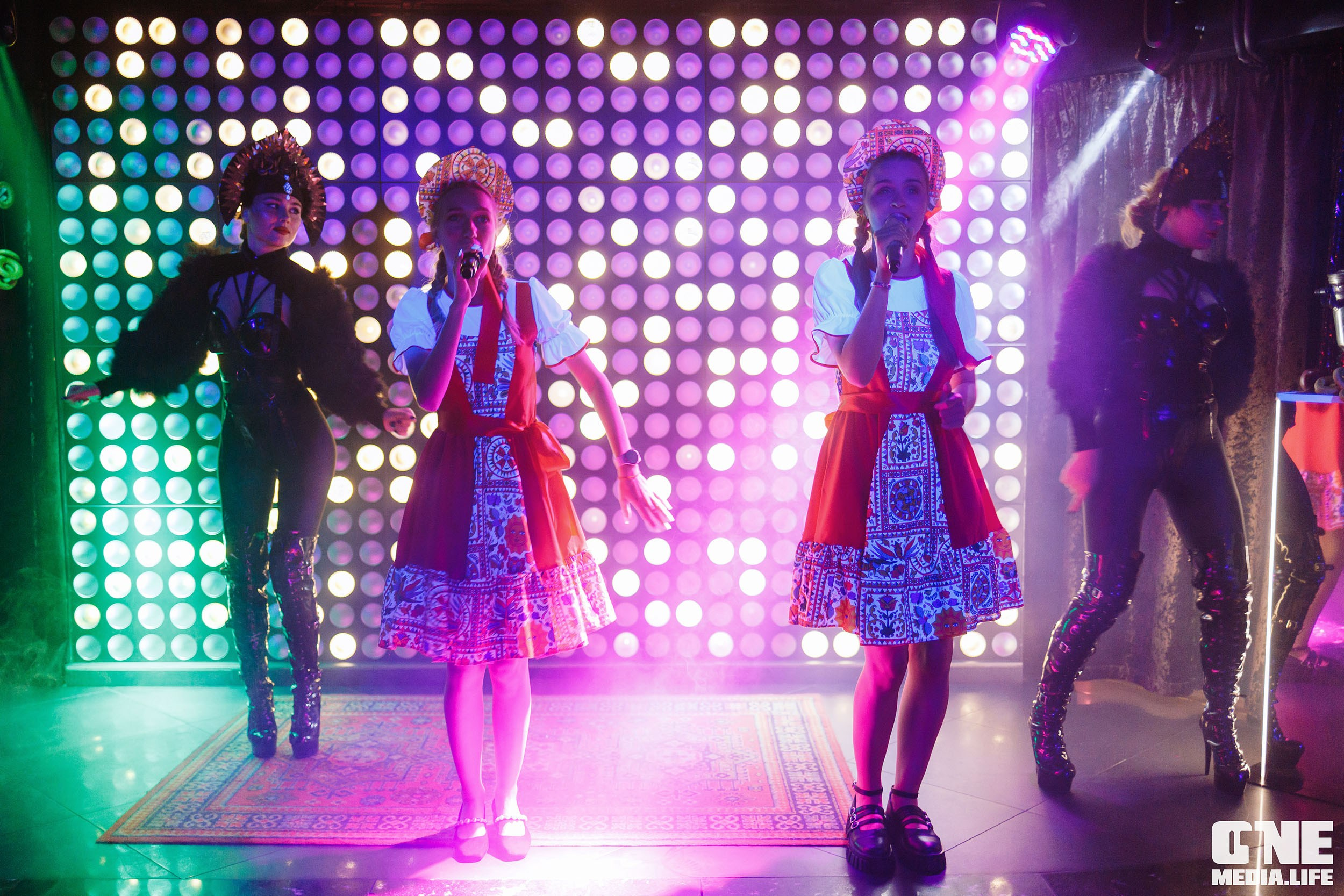 Фоторепортаж из караоке-клуба Эйфория. One Media Life: фоторепортажи, фотоотчеты с мероприятий и заведений