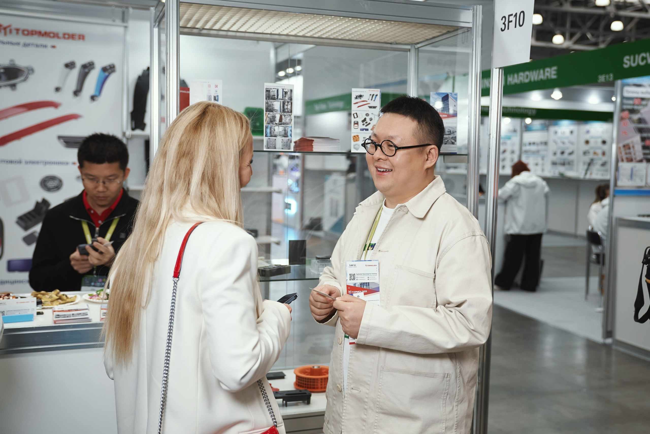 Репортаж с выставки пресс-форм и штампов Rosmould 2025. Фотограф Евгений Опарин