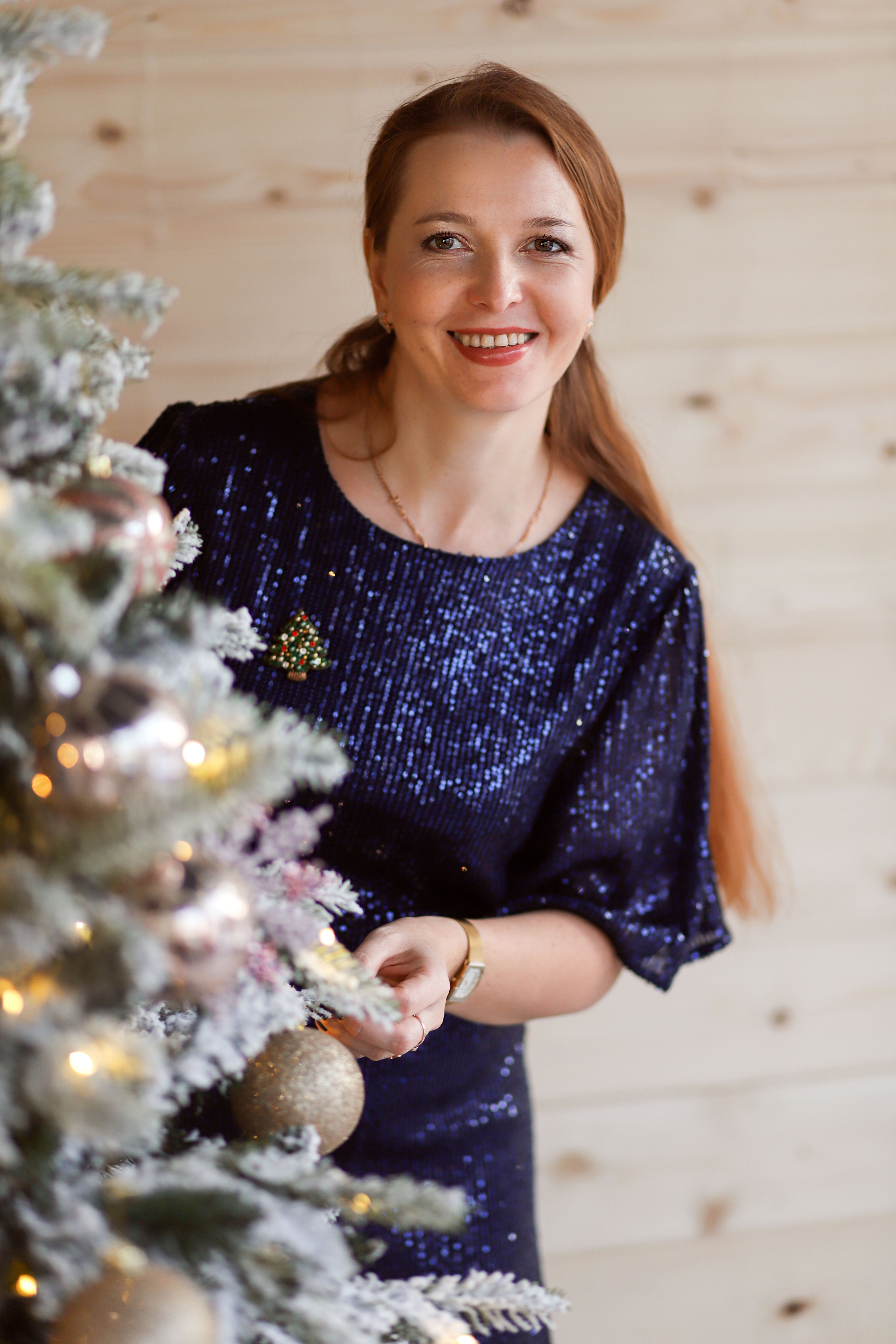 Деловая съёмка перед новым годом!. Фотостудия во Всеволожске. Подходит для всех творческих проектов