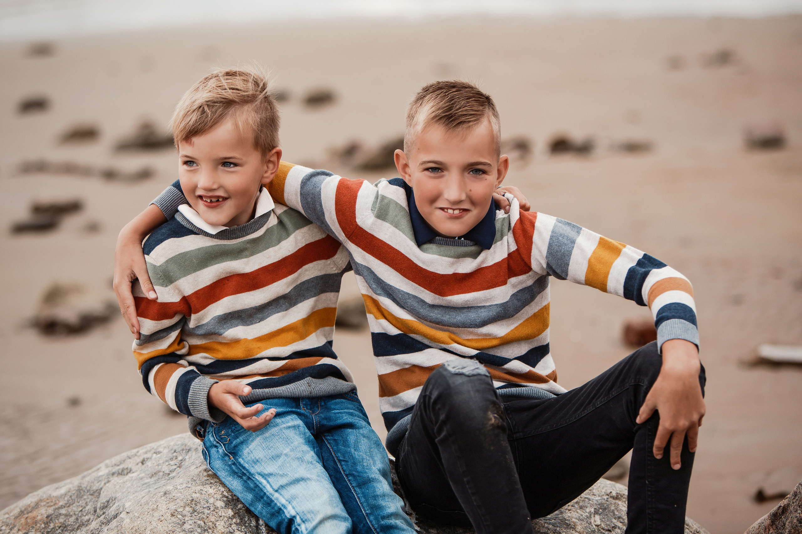 Александра и Мария. Фотостудия во Всеволожске. Подходит для всех творческих проектов