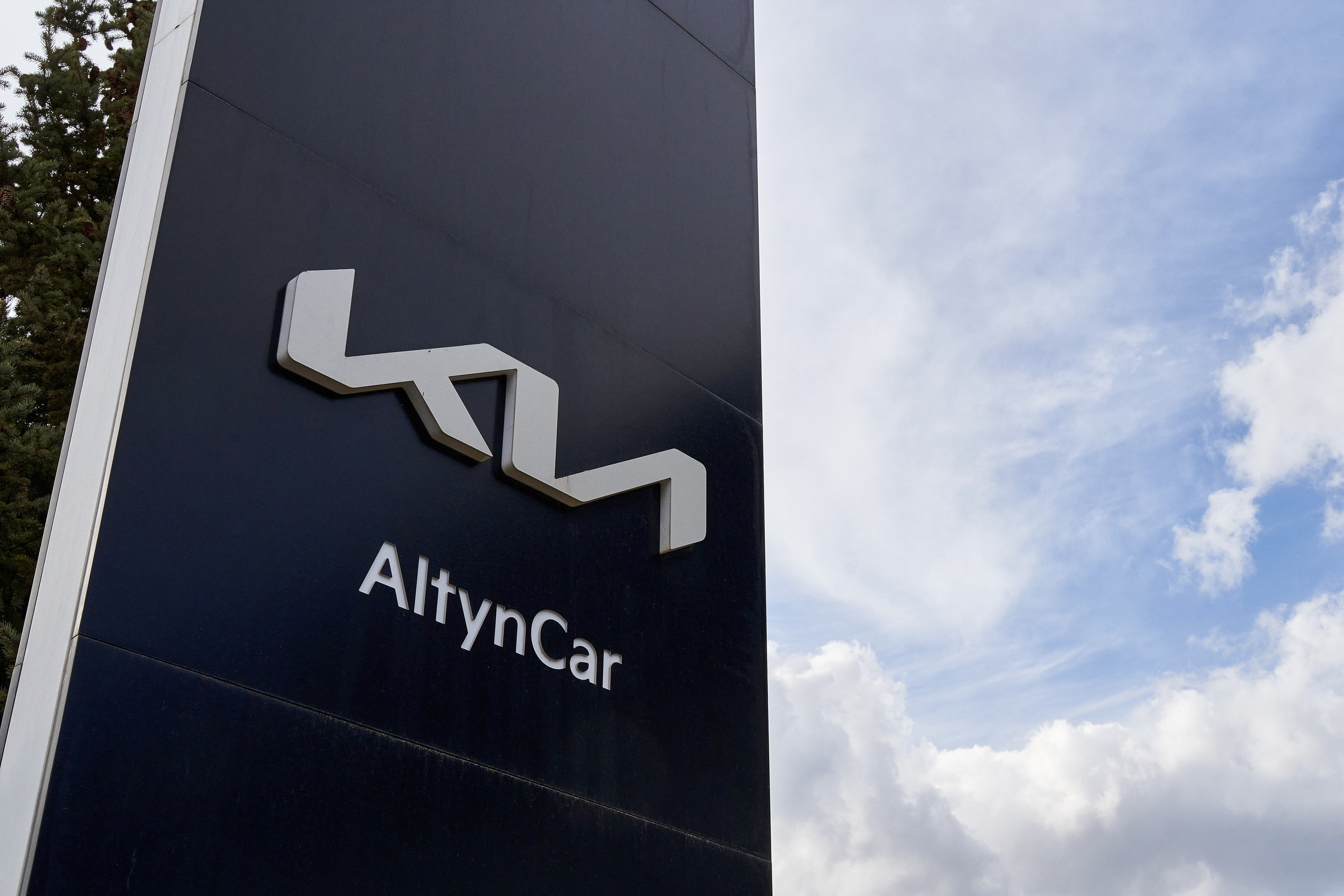 Автосалон KIA в Уральске. Фотограф в Уральске Александр Хохлачёв | HOHLACHEV.COM