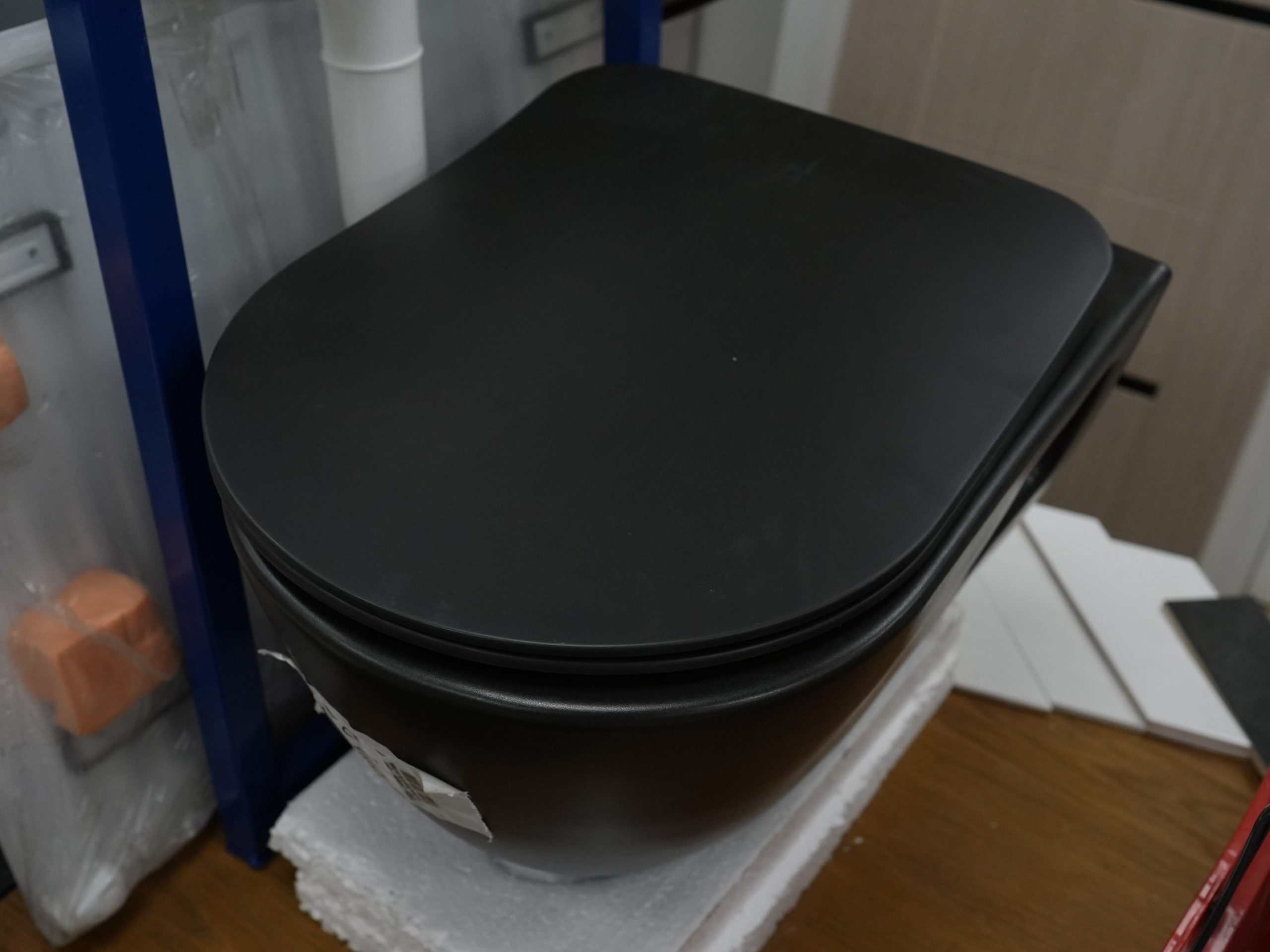 Унитазы. Строительный магазин низких цен Экономкин