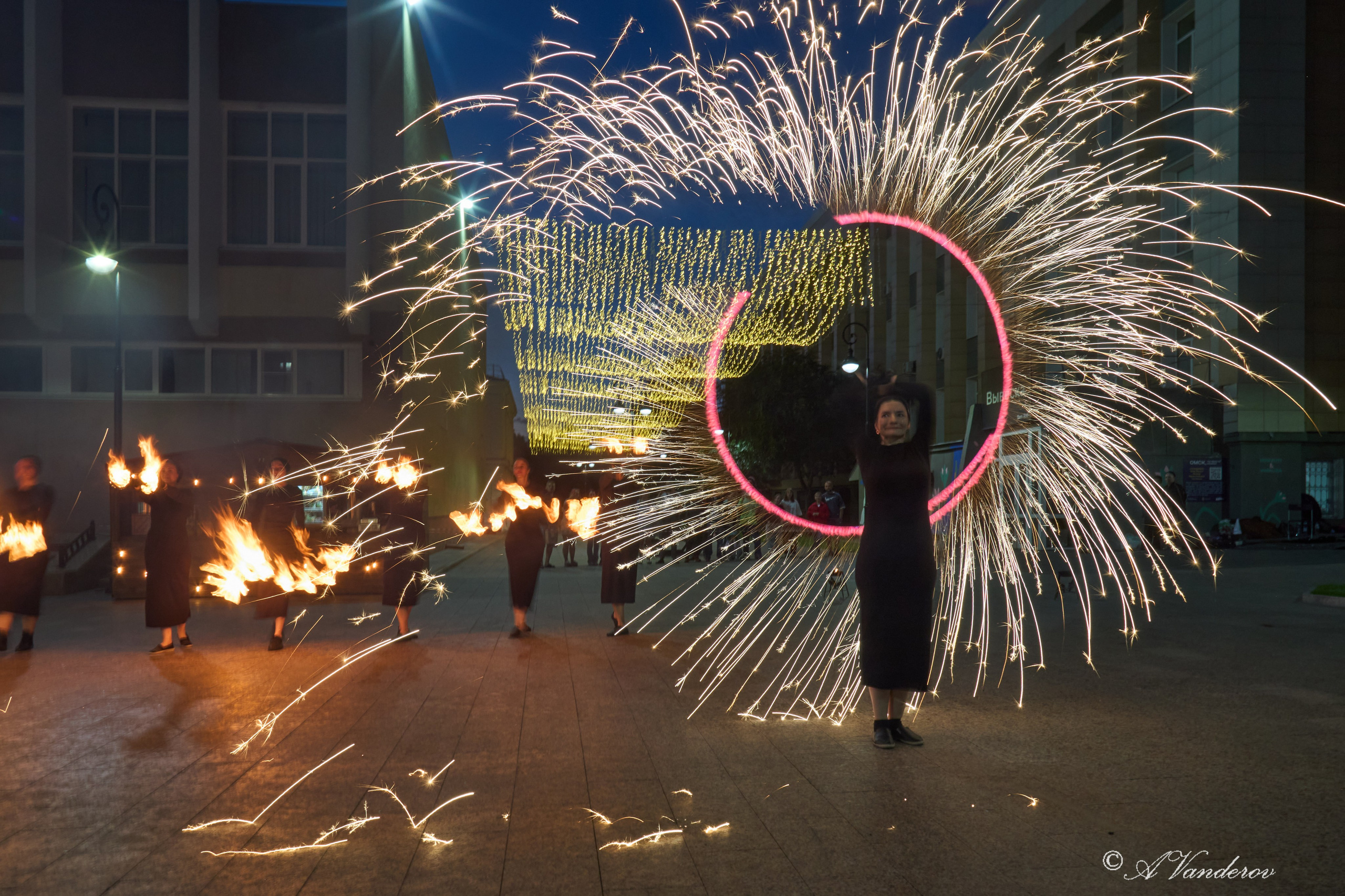 Огненное шоу день города Омск. Фотограф Омск | Александр Вандеров