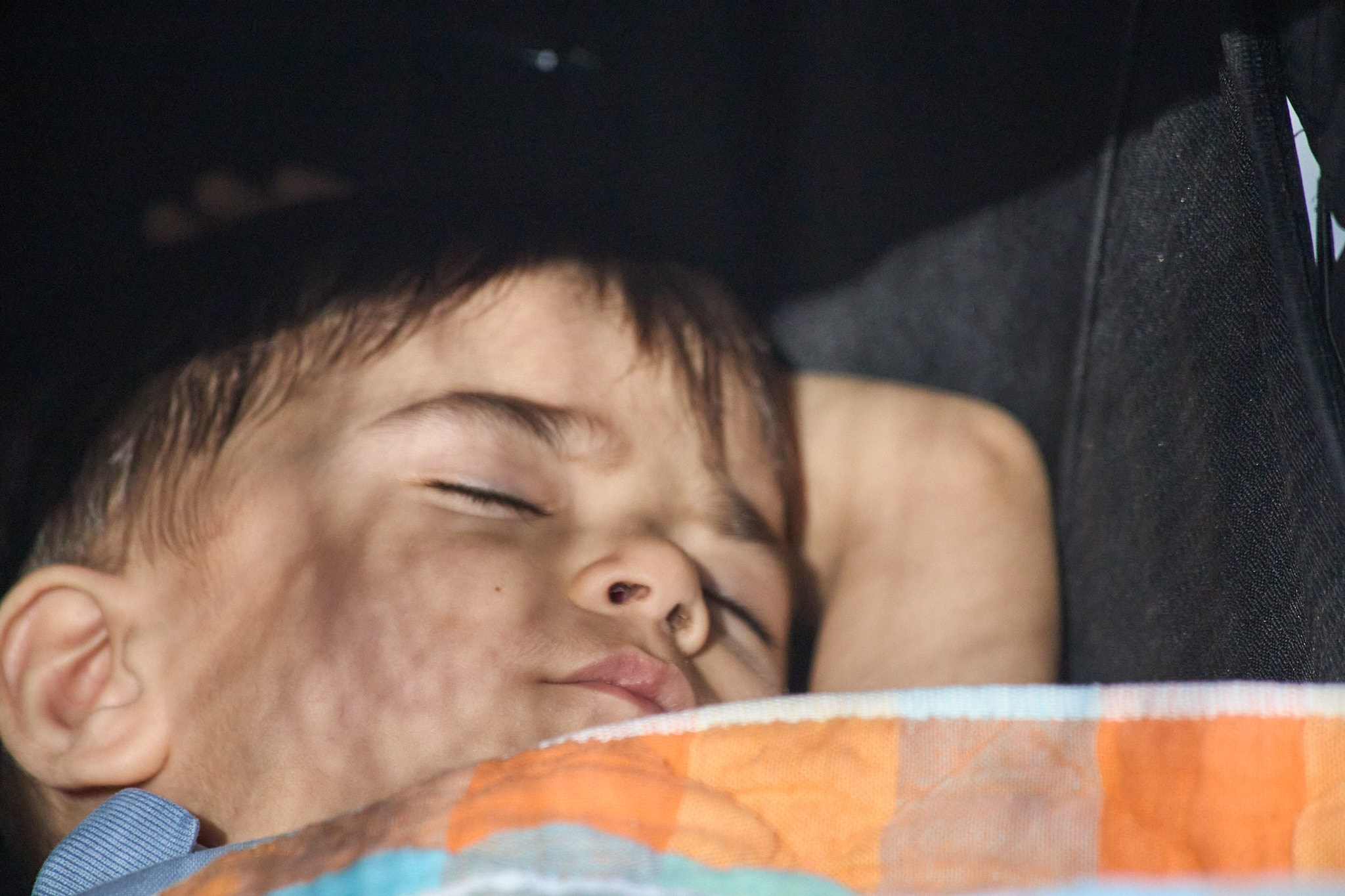 Парк Победы 9 мая 2025 года. Фотограф Омск | Александр Вандеров