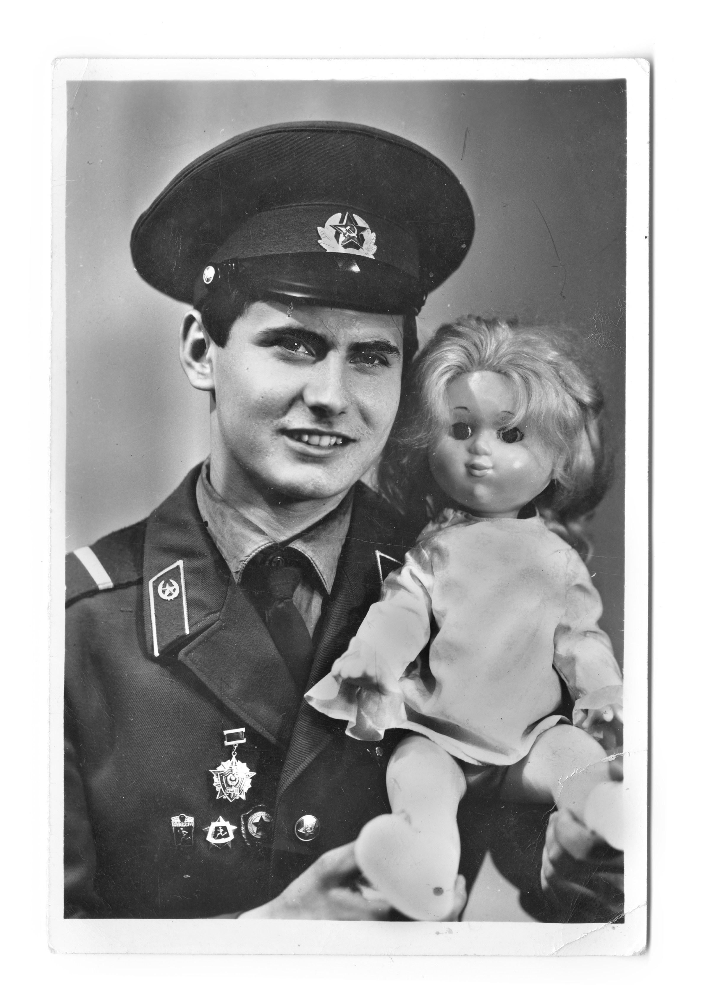 ◽ Без названия. Продолжается. Елена Аносова — художница и исследовательница, куратор и лектор