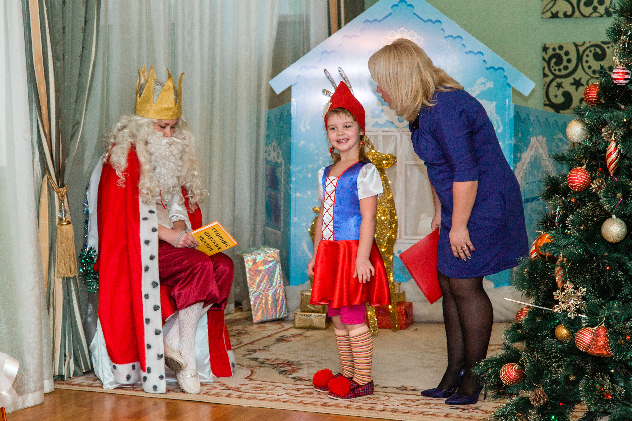 Фотосъемка утренников и выпускных в детском саду. Фотоцентр Перспектива: выпускные альбомы, фотошкола, курсы фотографии