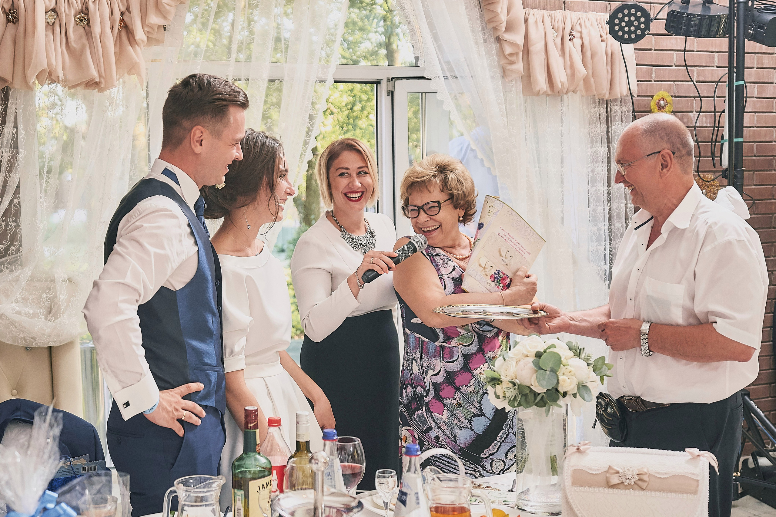 Свадебная Фотосессия Ирины и Сергея в загородном клюбе Лачи