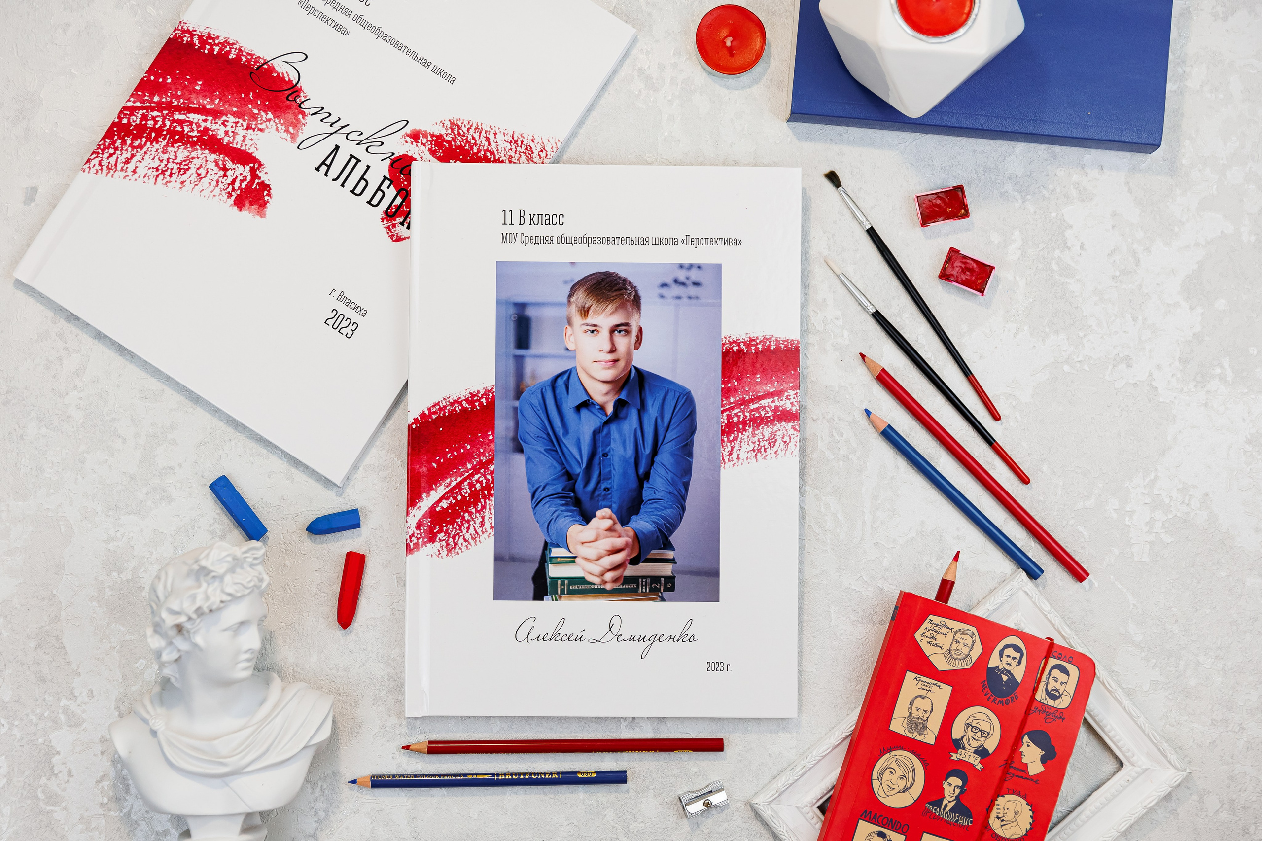 Выпускные альбомы общая информация. Семейный и детский фотограф Комина Елена, Власиха, Одинцово