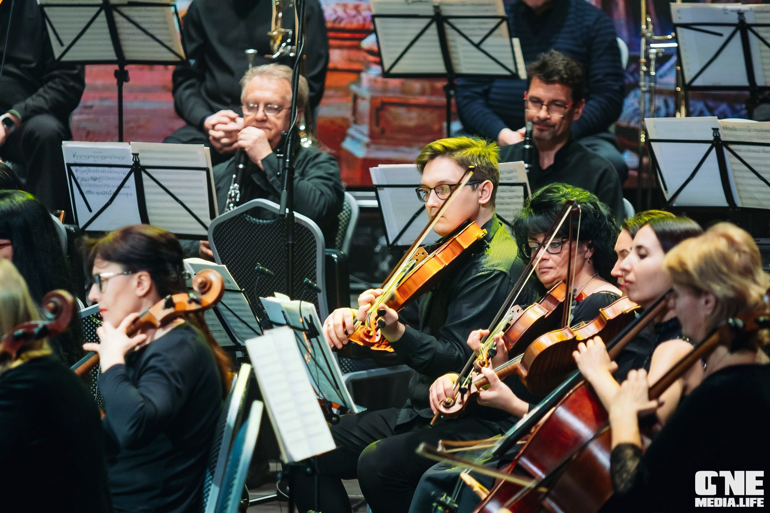 Концерт 8 марта в Янтарь холл. One Media Life: фоторепортажи, фотоотчеты с мероприятий и заведений
