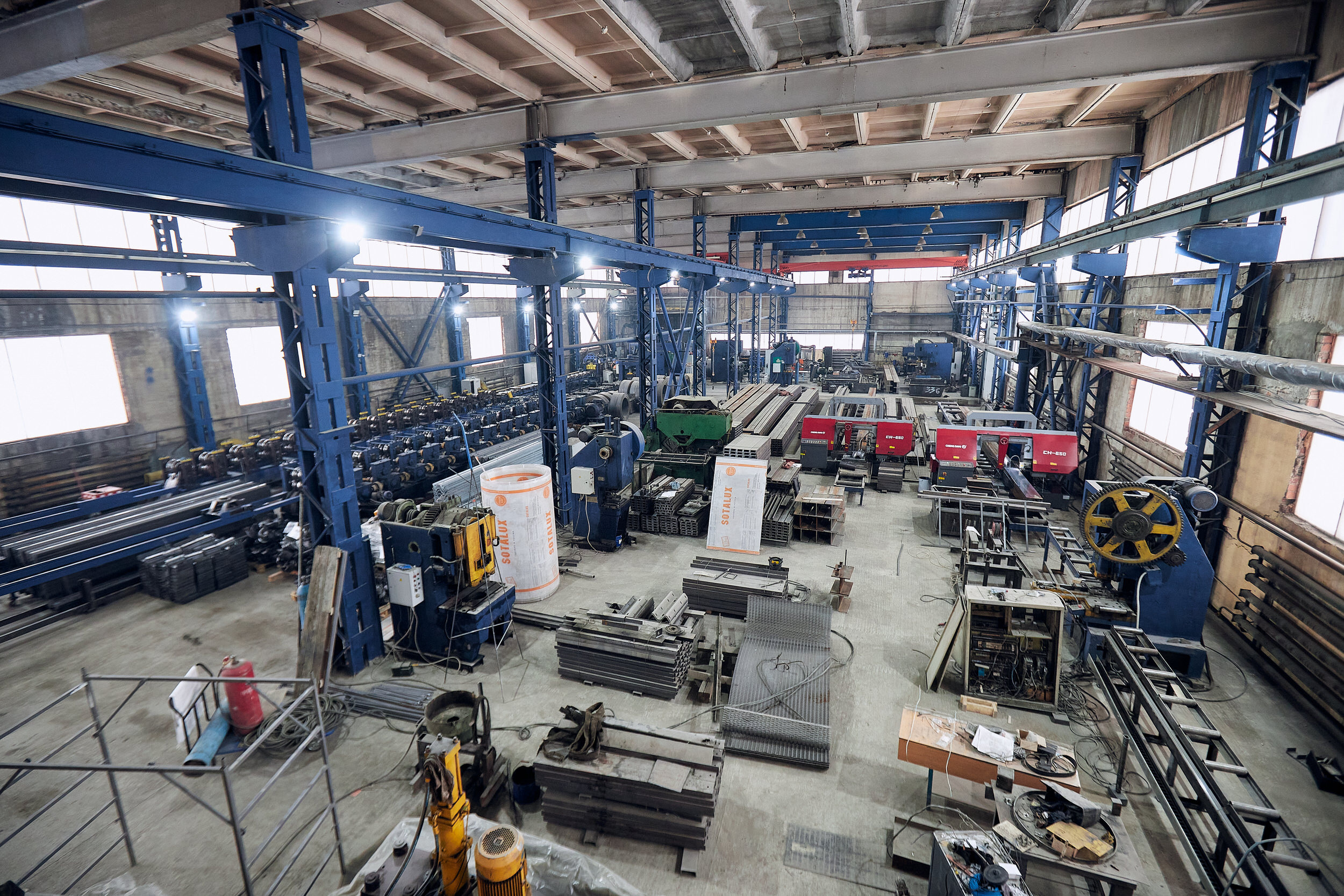 Съемка с производства металлоконструкций для дорожной и энергетической отрасли. Контент для бизнеса в Екатеринбурге Полдень Медиа