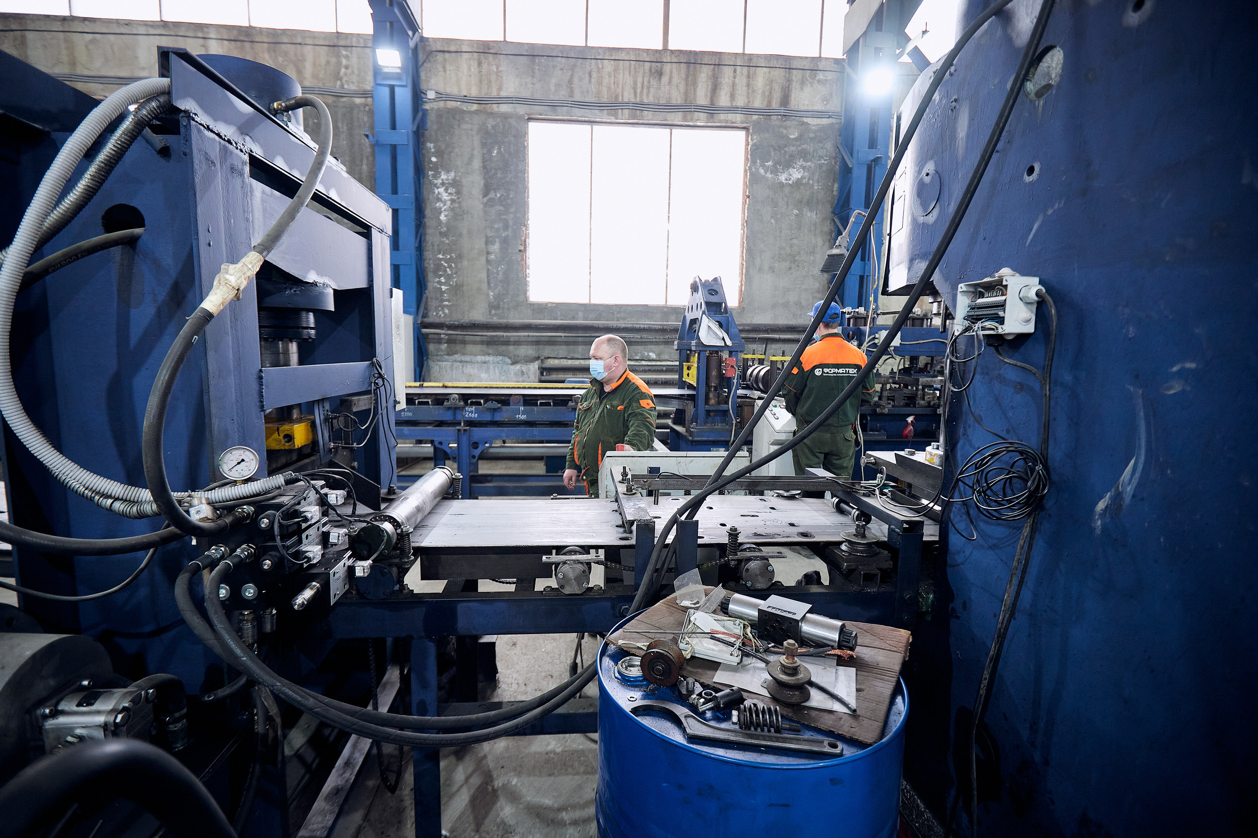 Съемка с производства металлоконструкций для дорожной и энергетической отрасли. Контент для бизнеса в Екатеринбурге Полдень Медиа