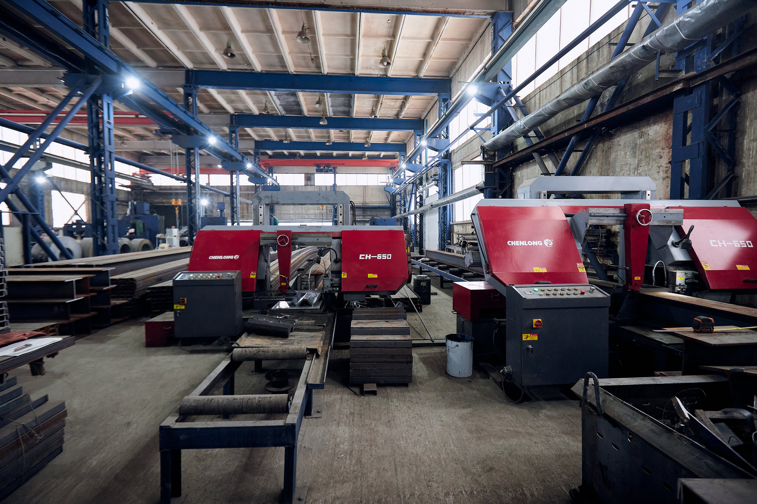 Съемка с производства металлоконструкций для дорожной и энергетической отрасли. Контент для бизнеса в Екатеринбурге Полдень Медиа