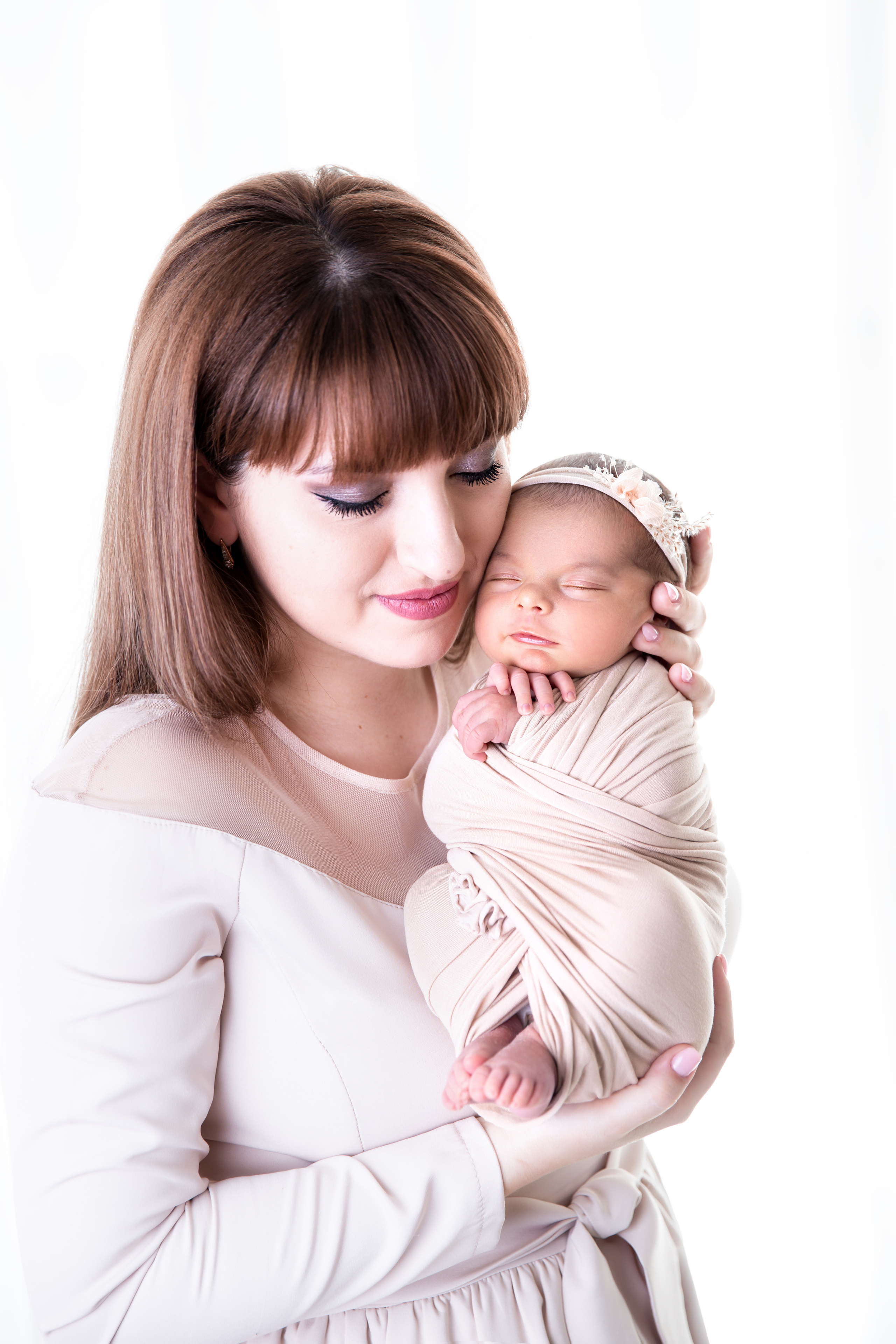 Фотосессия новорожденного (newborn). Фотограф новорожденных, детей до года и беременных в Симферополе