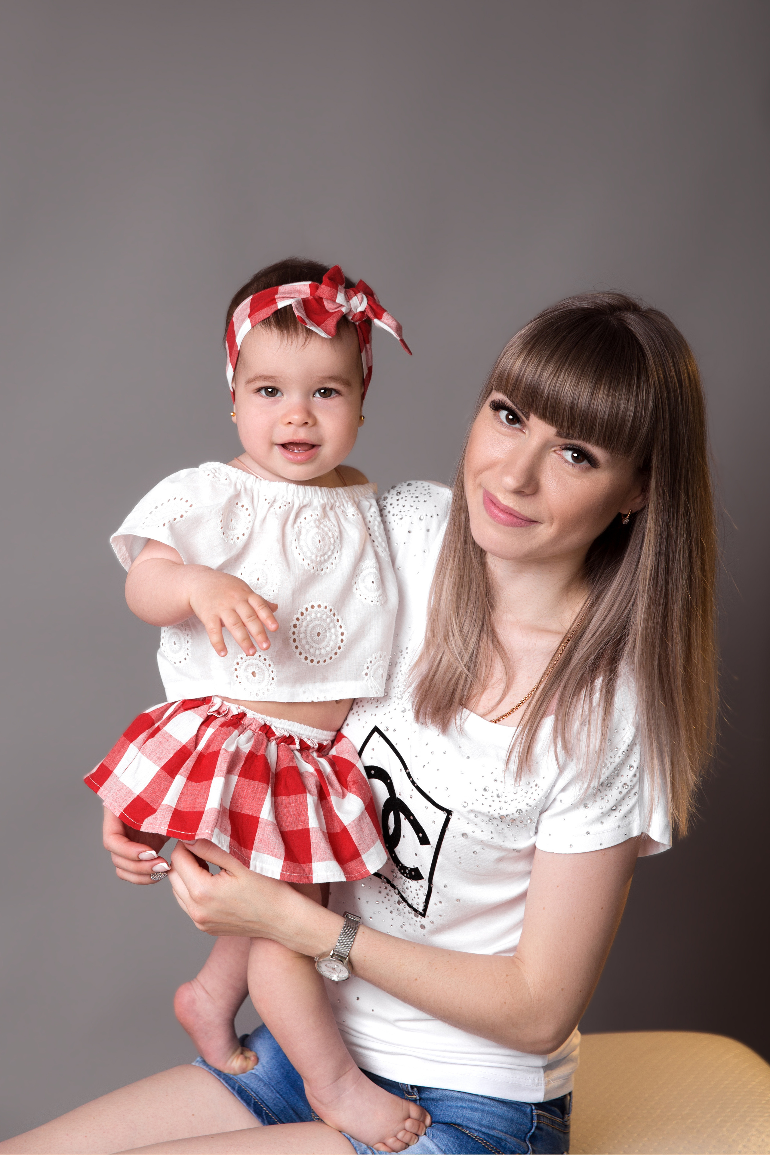 Фотосессия ГОДОВАСИЕ. Фотограф новорожденных, детей до года и беременных в Симферополе