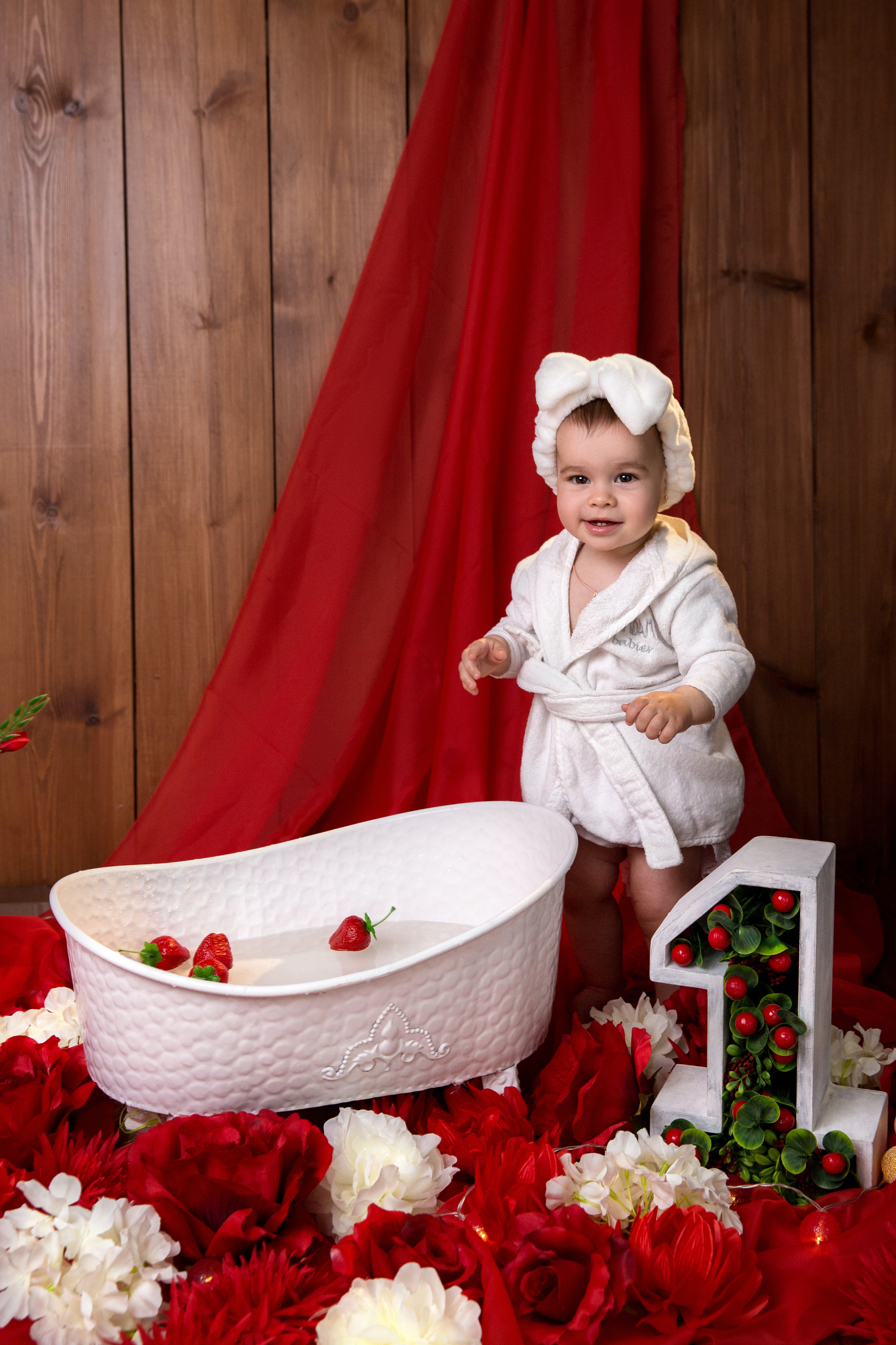 Фотосессия ГОДОВАСИЕ. Фотограф новорожденных, детей до года и беременных в Симферополе