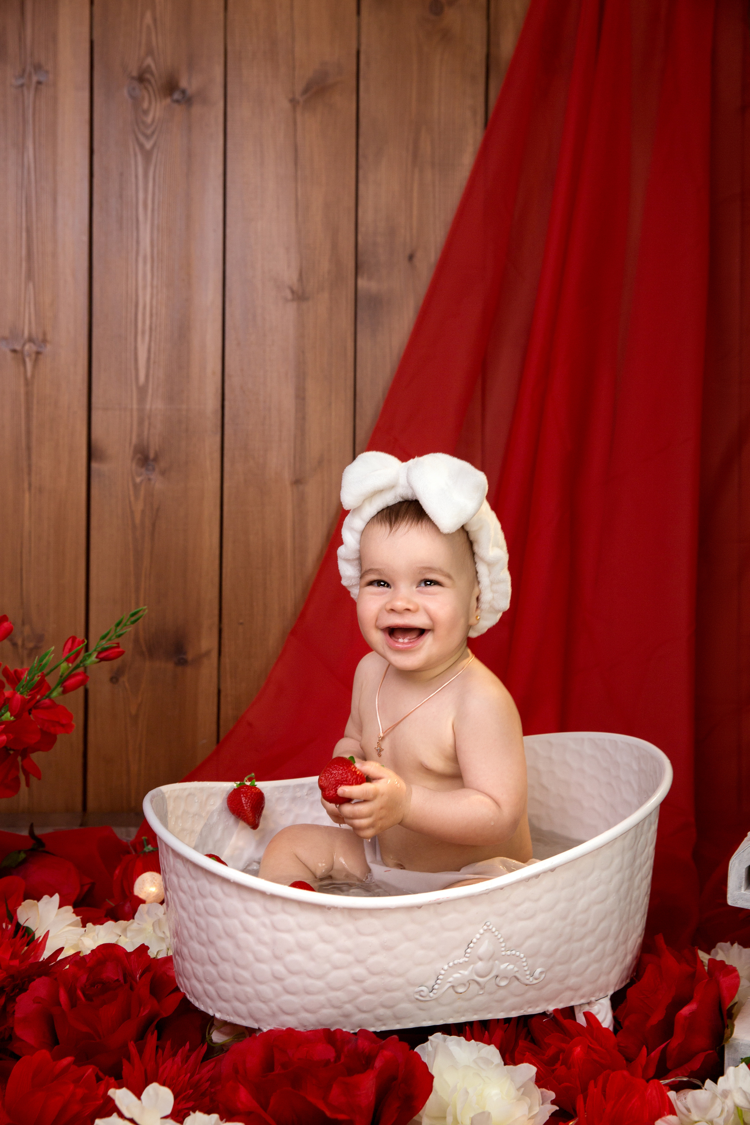 Фотосессия ГОДОВАСИЕ. Фотограф новорожденных, детей до года и беременных в Симферополе