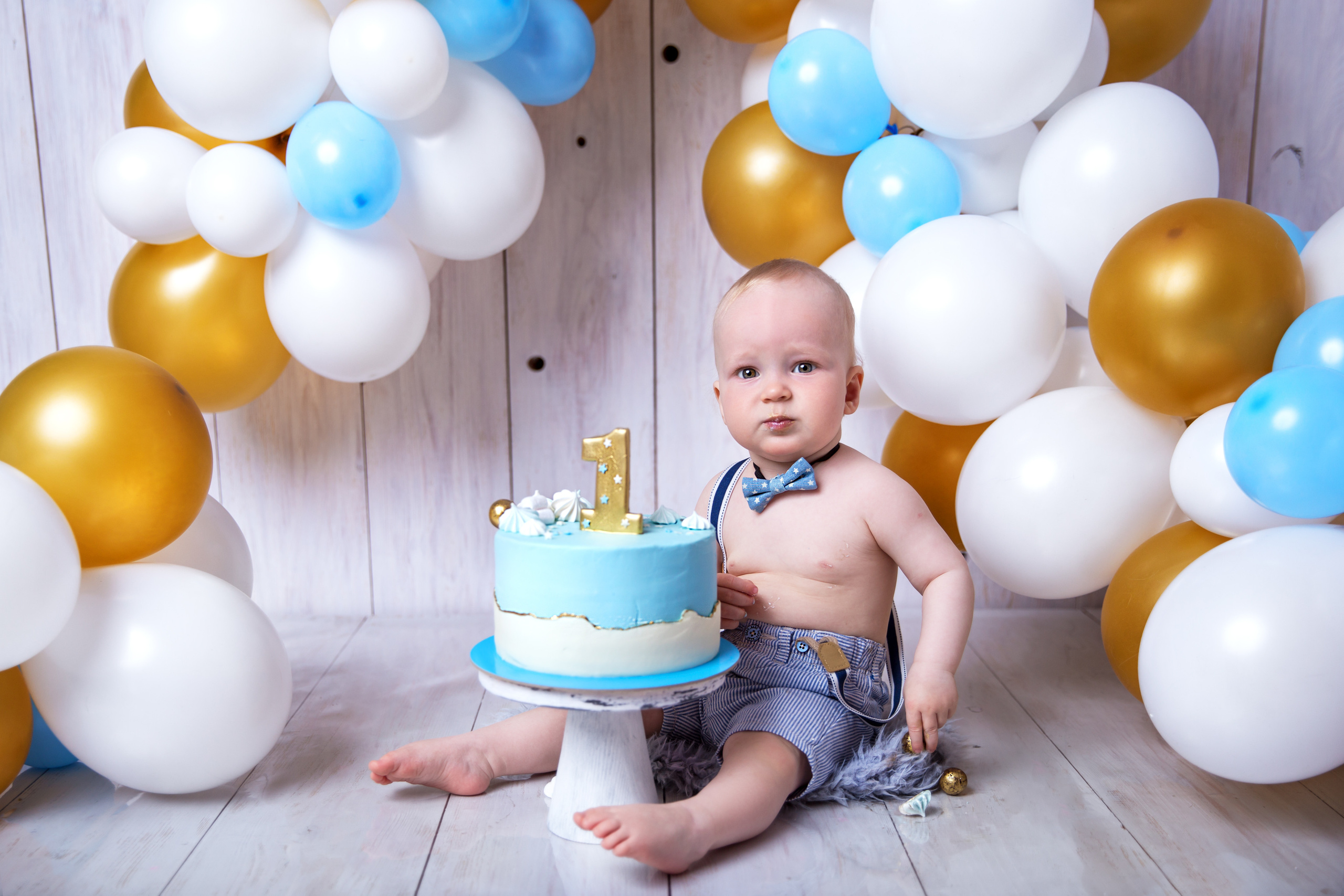 Фотосессия ГОДОВАСИЕ. Фотограф новорожденных, детей до года и беременных в Симферополе