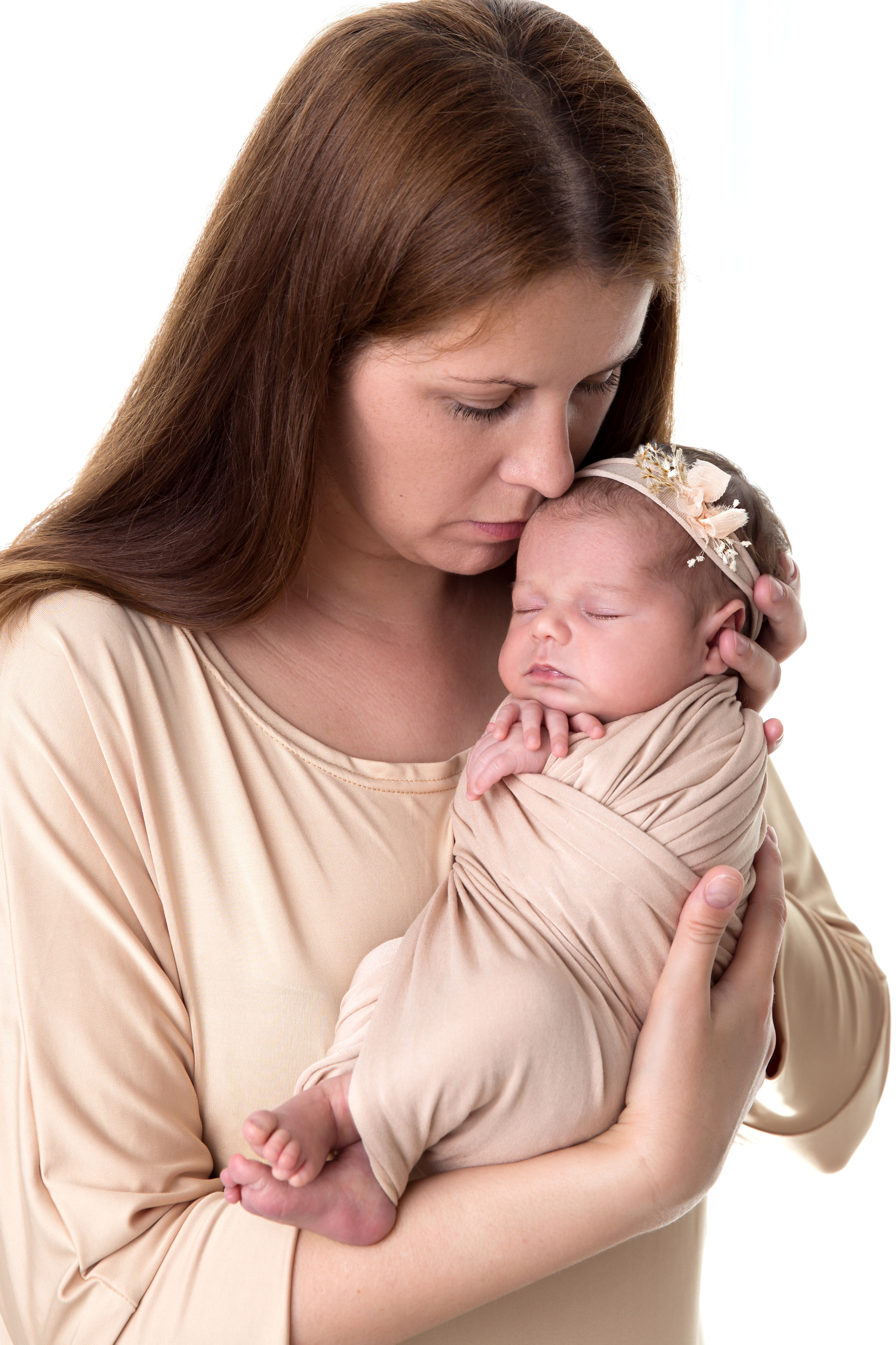 Фотосессия новорожденного (newborn). Фотограф новорожденных, детей до года и беременных в Симферополе