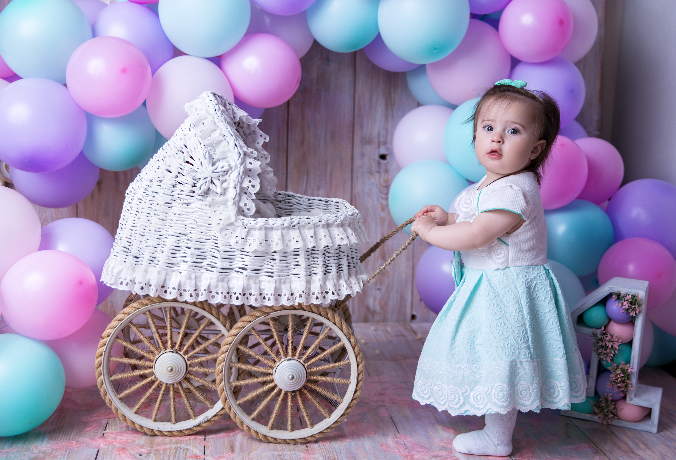 Фотосессия ГОДОВАСИЕ. Фотограф новорожденных, детей до года и беременных в Симферополе