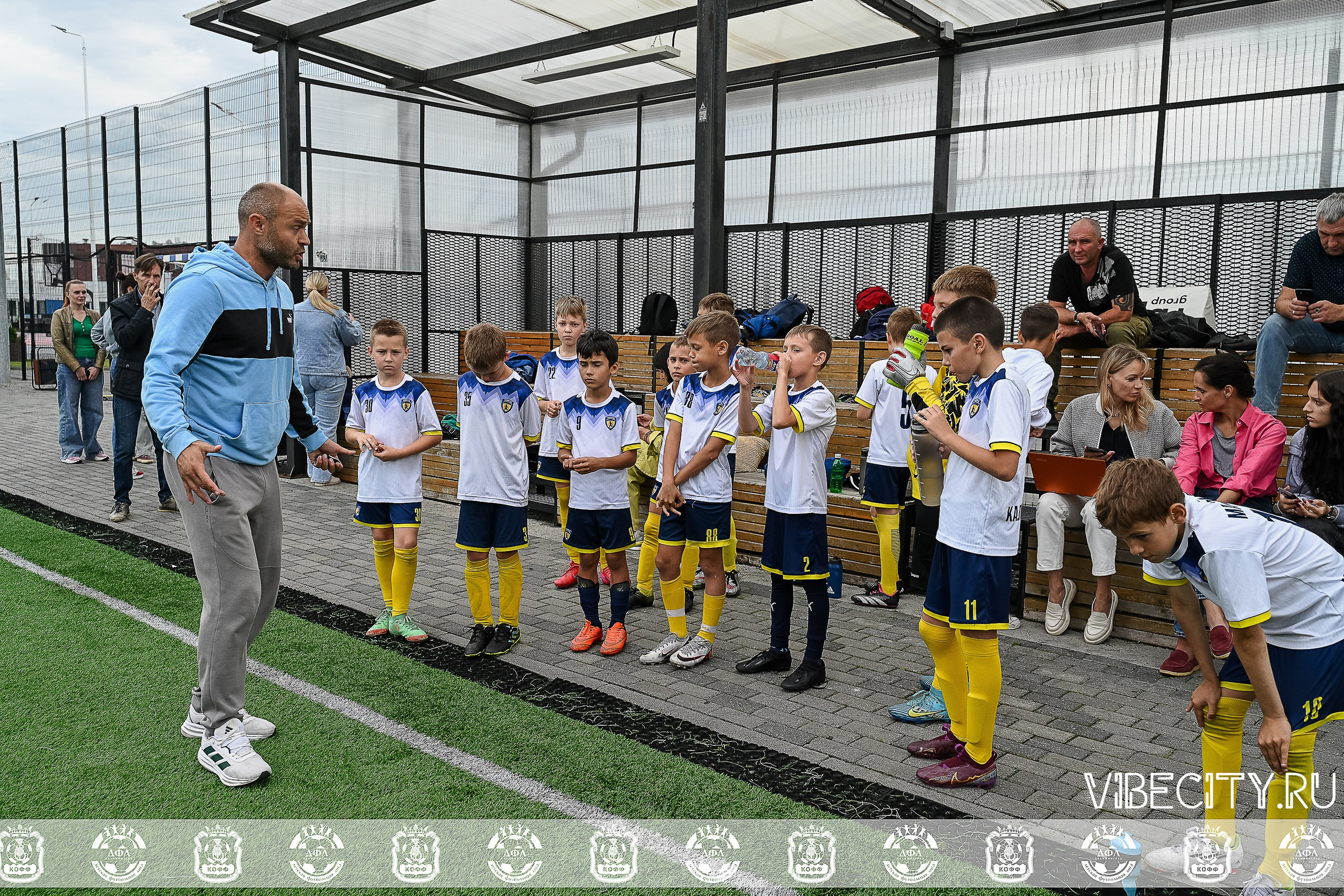 Калининградская Детская Футбольная Лига. VIBECITY.RU Вайб Сити Ру Фоторепортажи Фотоотчеты Калининград