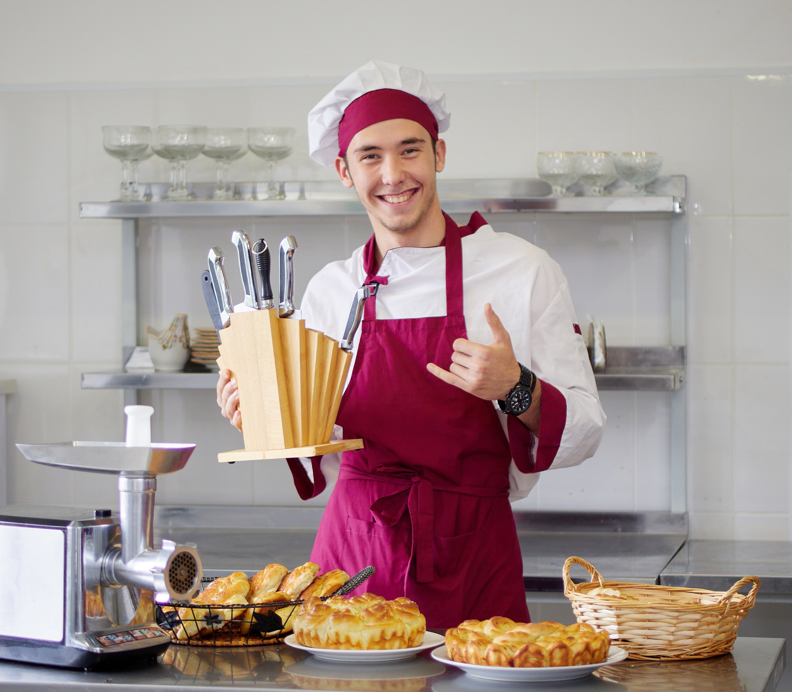Выпускные альбомы. Студийный, семейный, свадебный, фэшн и ню фотограф в Астрахани, производство выпускных альбомов. Руслан Кондрашин
