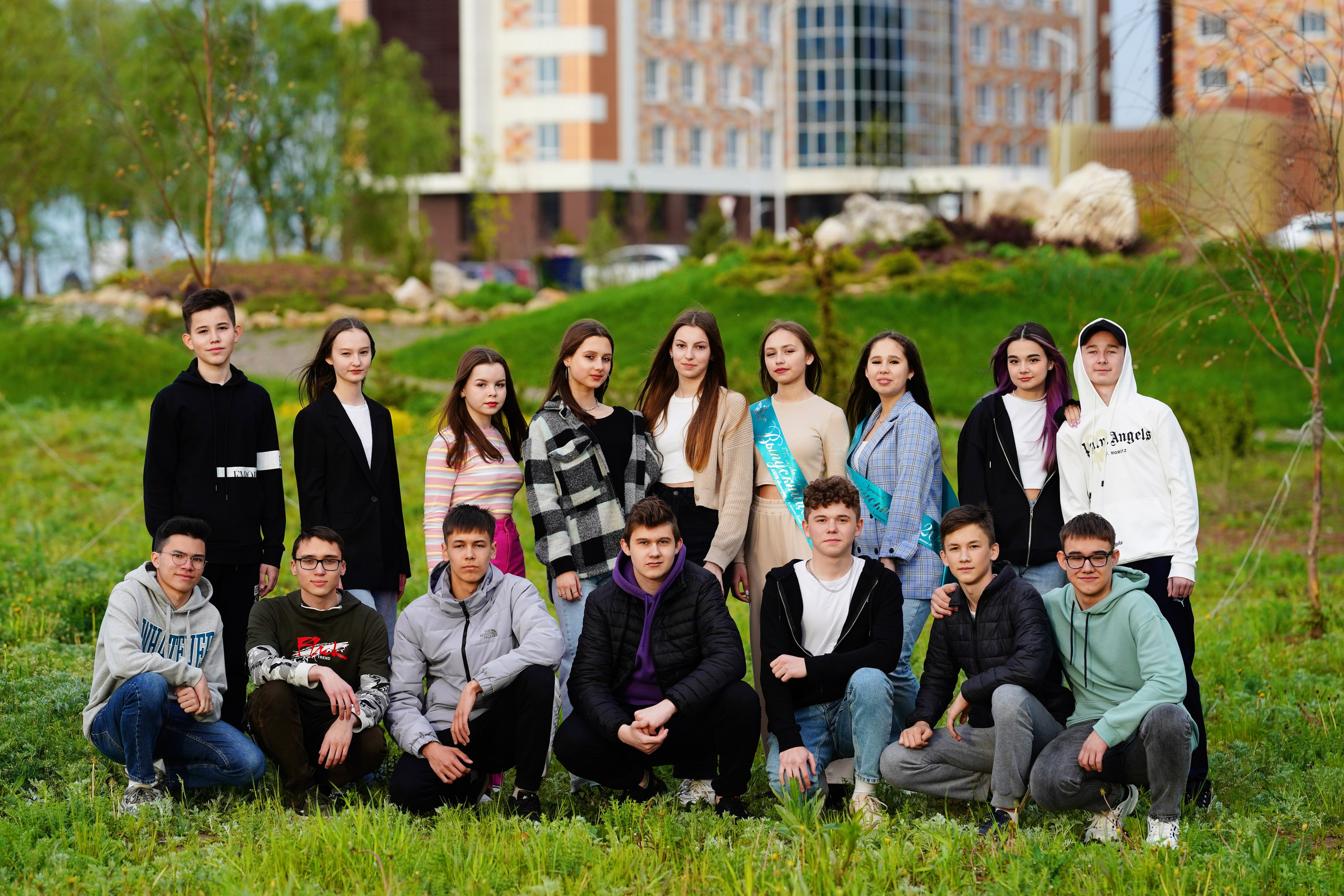 Весна 9,11 класс. Фотограф Герман