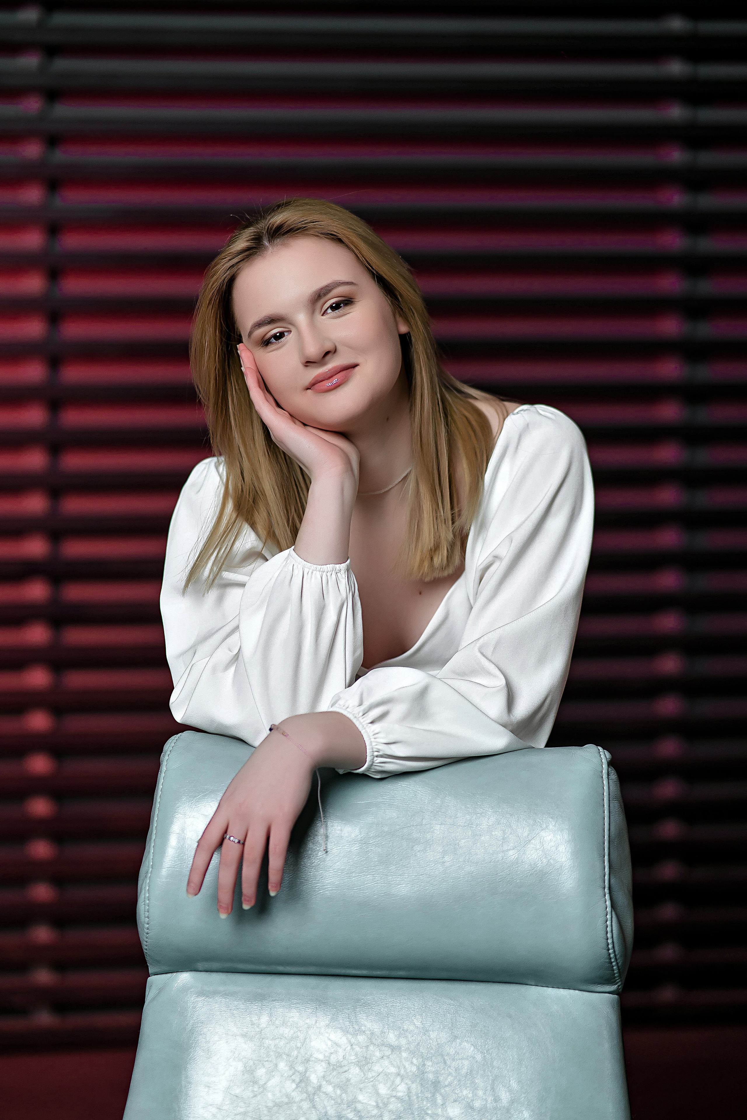 Гимназия № 14 Ростов-на-Дону. Современные Выпускные Альбомы в Ростове-на-Дону