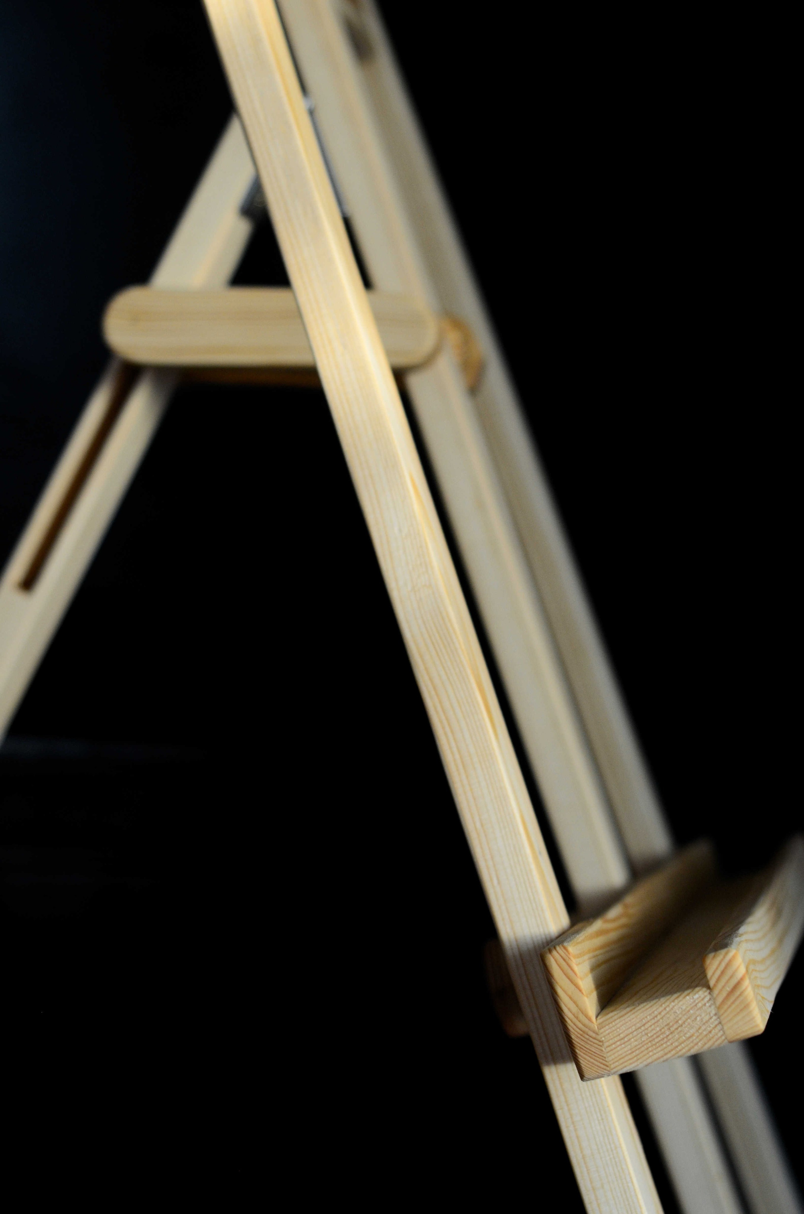 Портретная и предметная фотография. Столярное дело. Дракон и Ведьмочка — творческая коллаборация