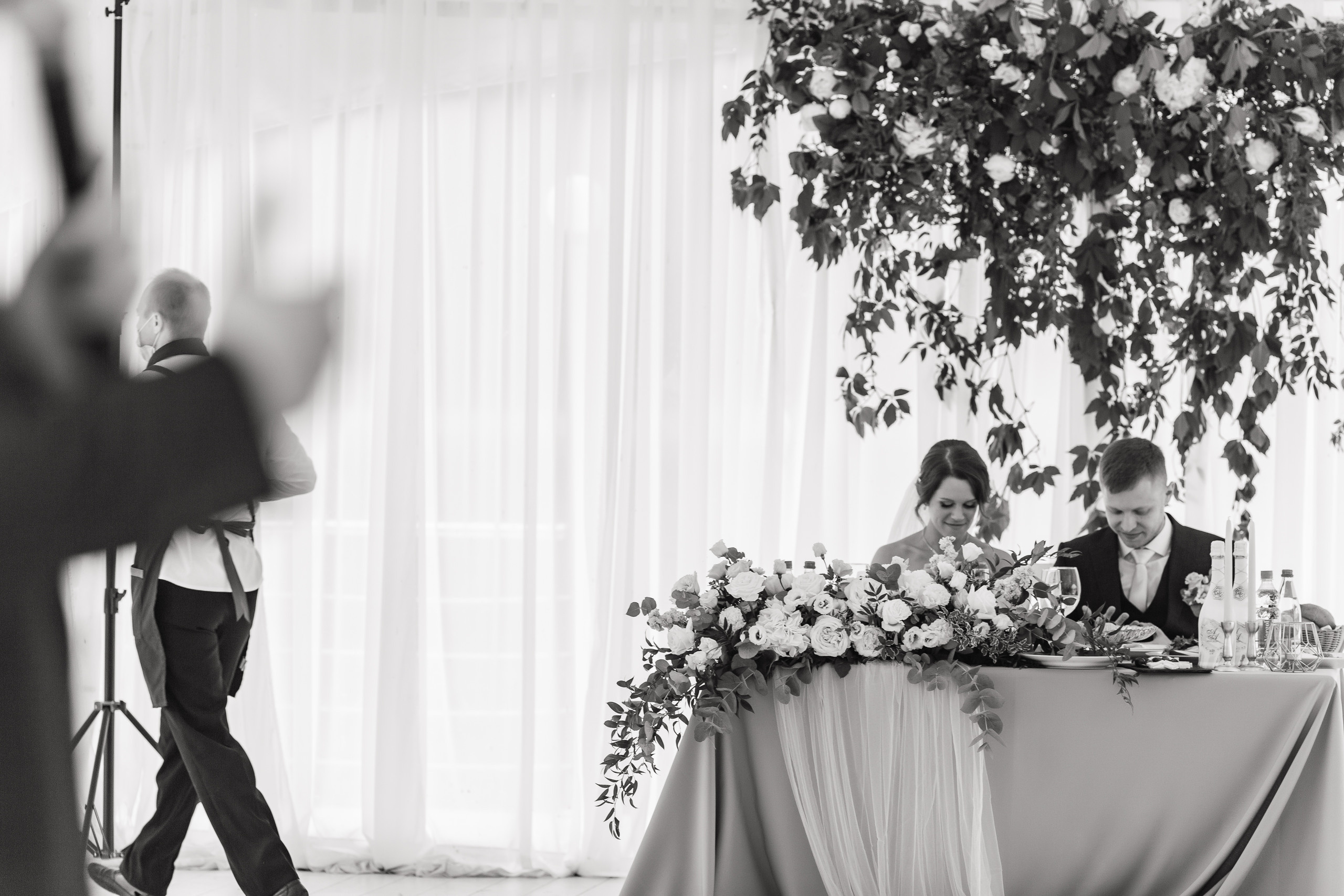 Смех, торт и танцы