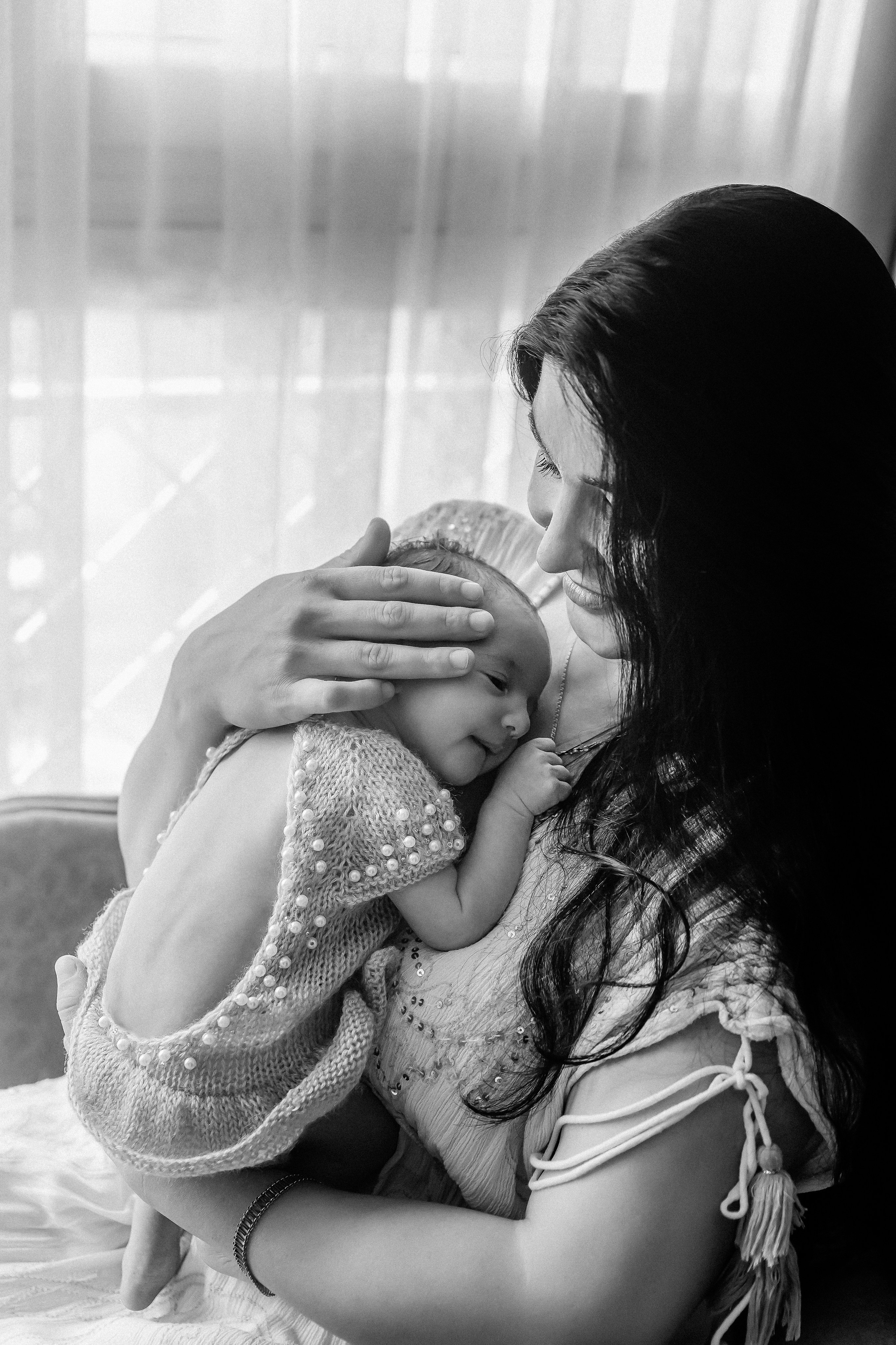 Newborn photoshooting. Professional family and children’s photographer in Izmir Irina Eron