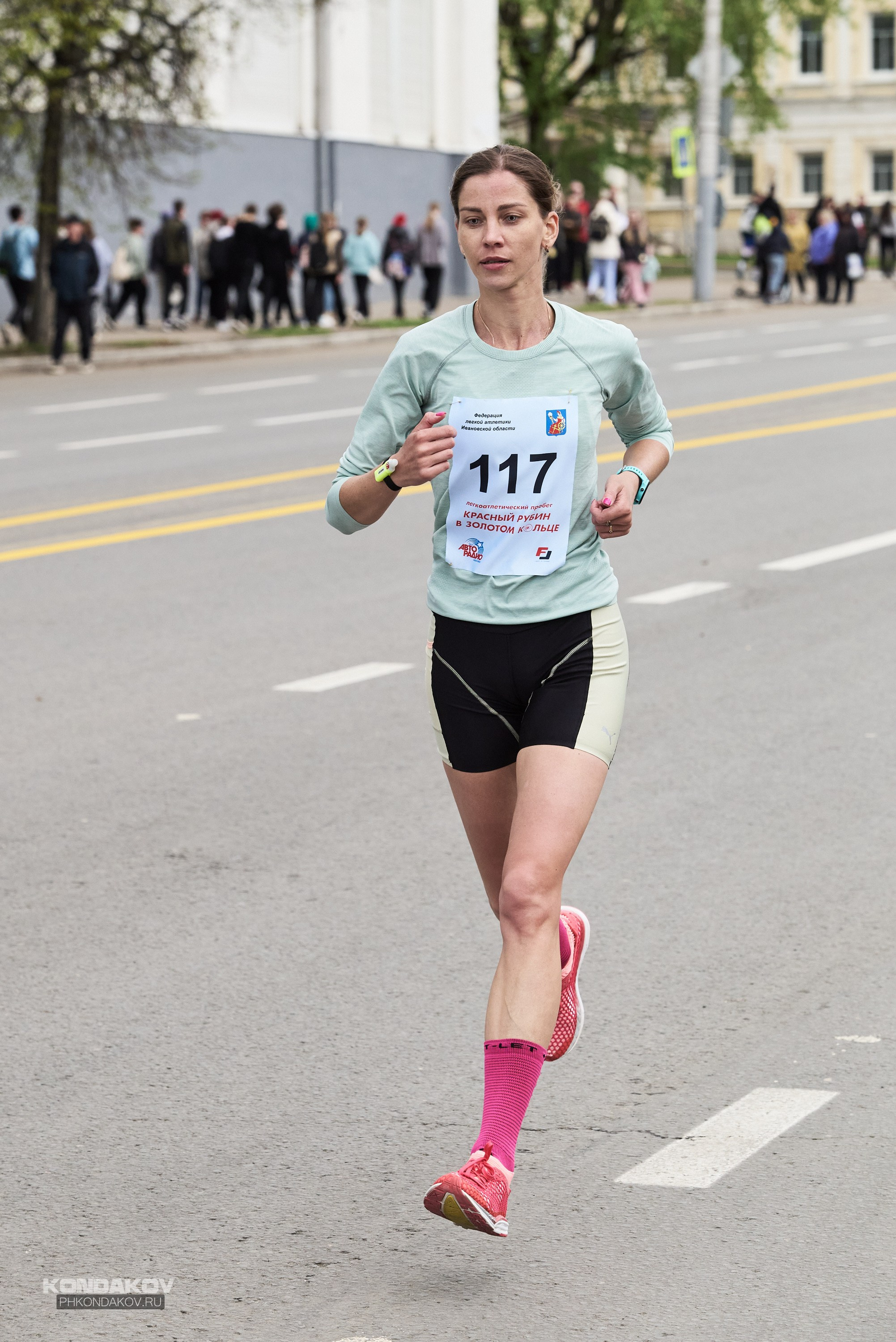 Первомайская эстафета в Иваново 2024 год. Фотограф в Иваново: Каталожная съемка одежды и постельного белья, Wildberries